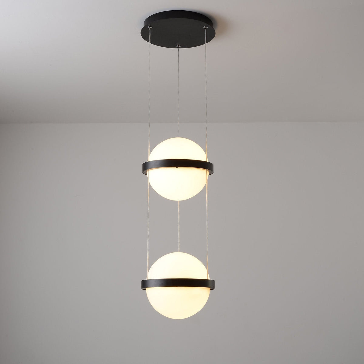 Niroise Acrylic Contemporary Pendant Lamp