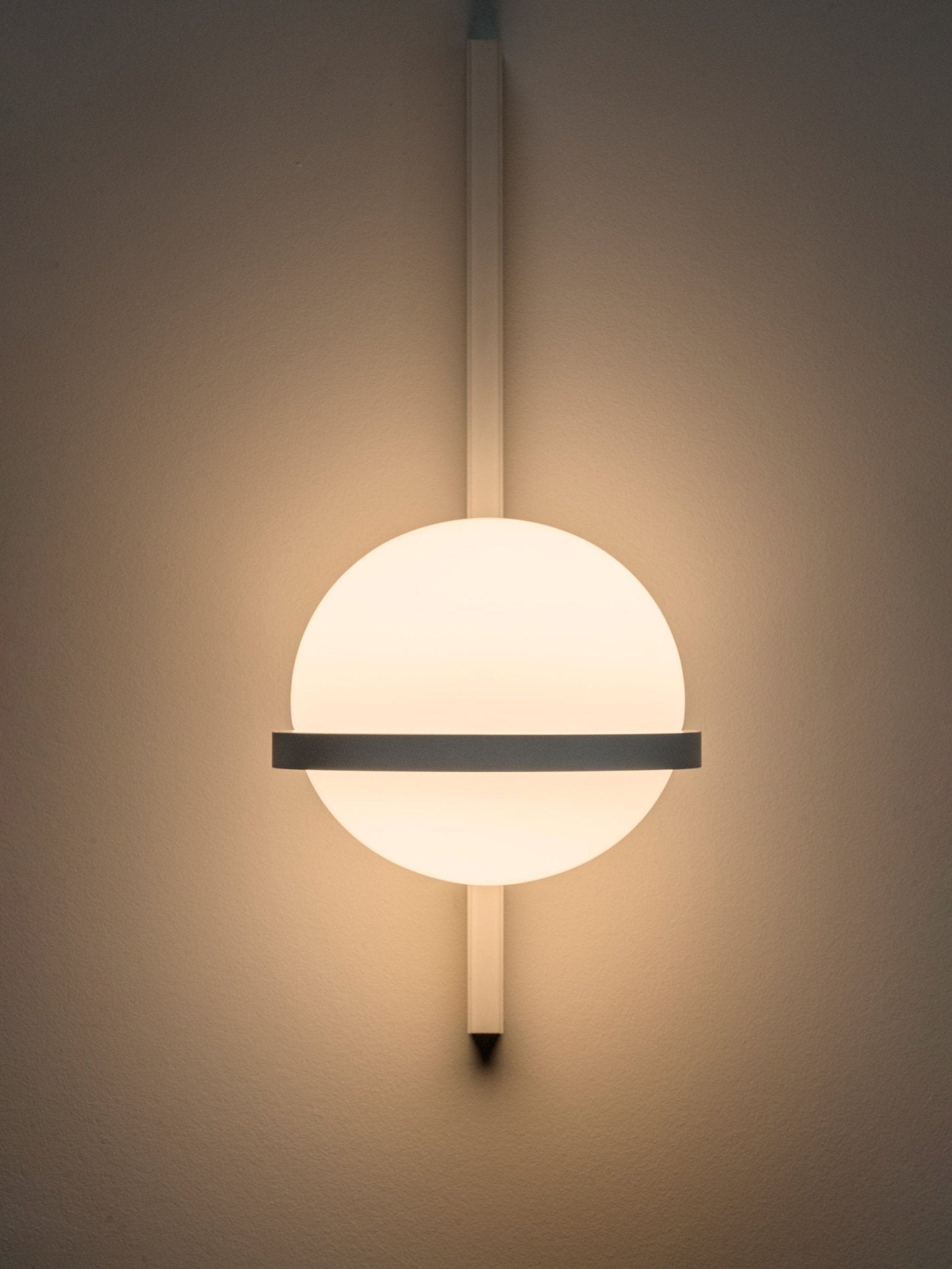 Elmarisra Modern Minimalist Wall Light
