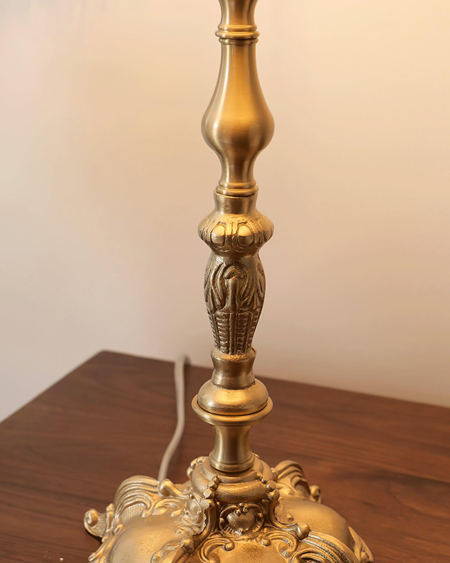 Octavia Vintage Table Lamp