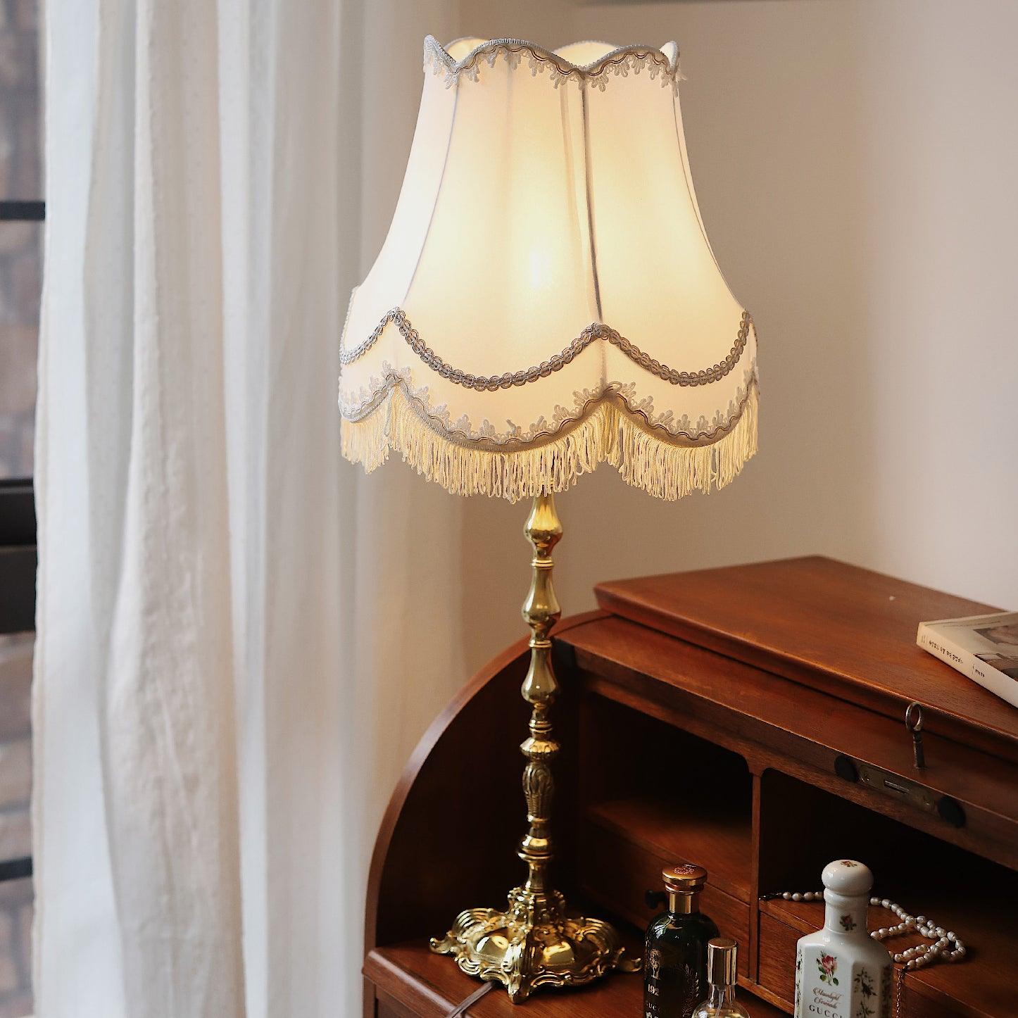 Octavia Vintage Table Lamp