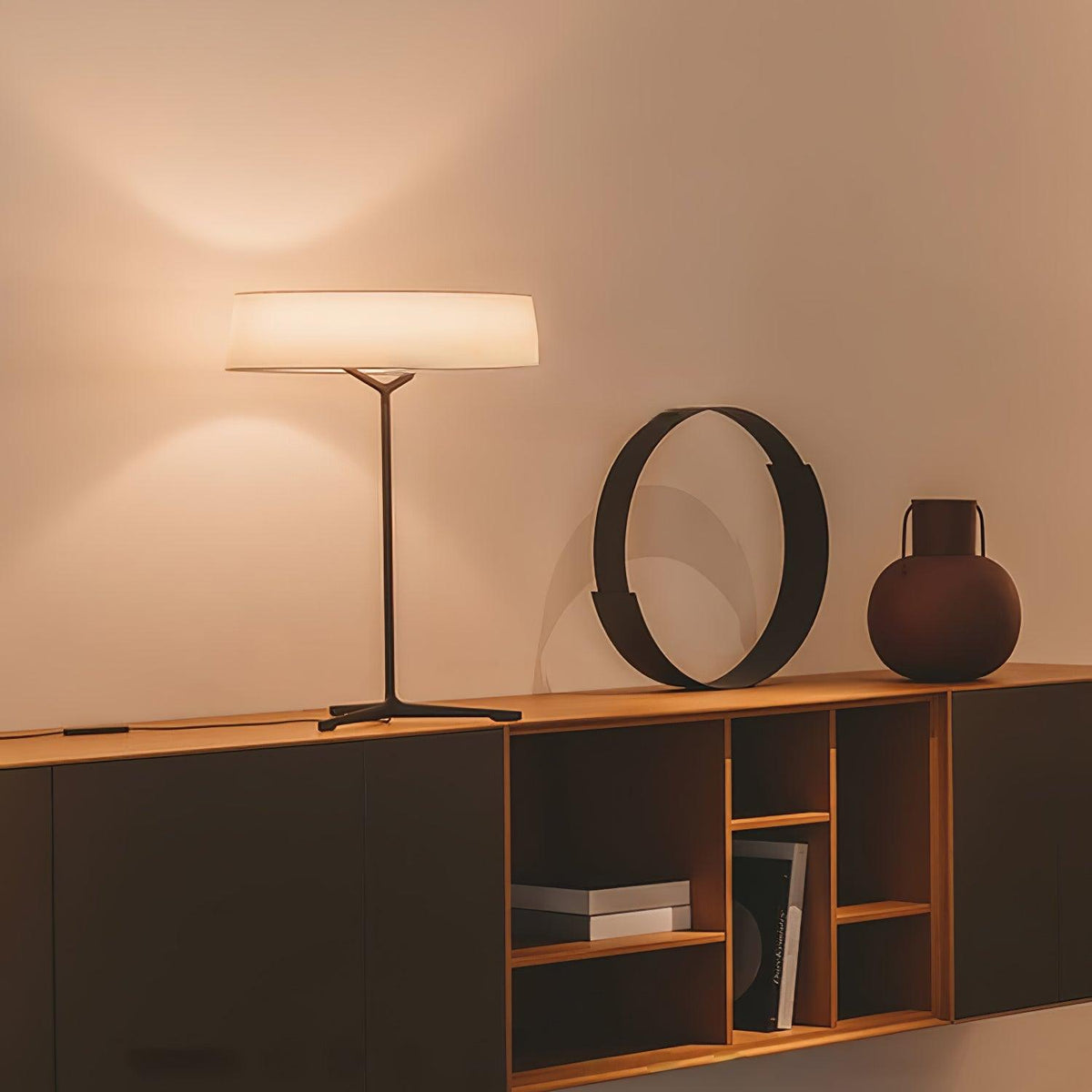 Linivira Fabric Scandinavian Table Lamp