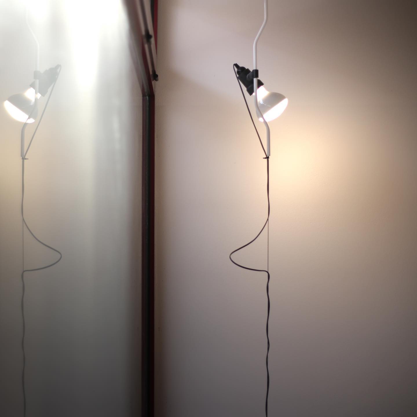 Ilthair Modern Minimalist Pendant Light - Neutral Decor