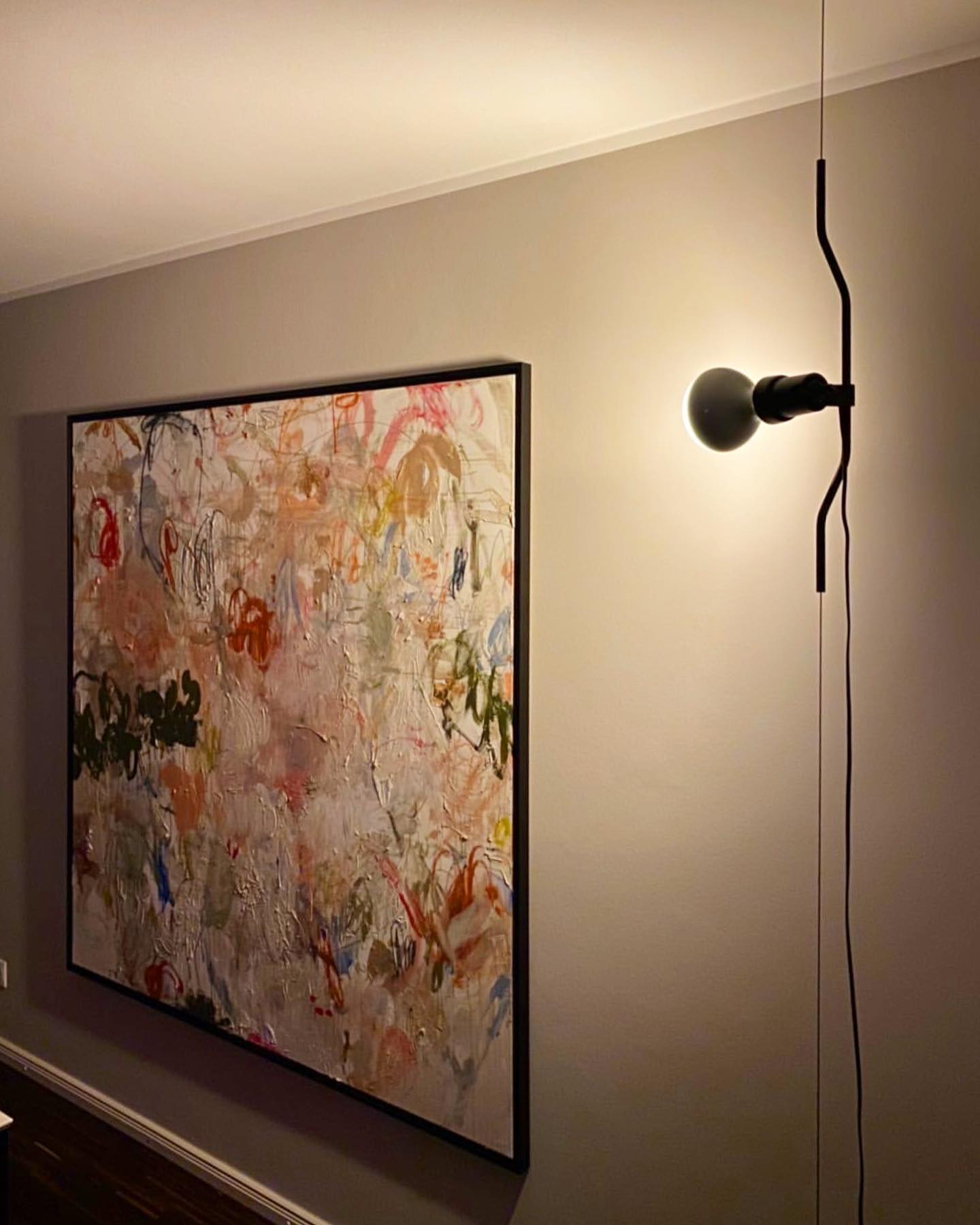 Ilthair Modern Minimalist Pendant Light - Neutral Decor