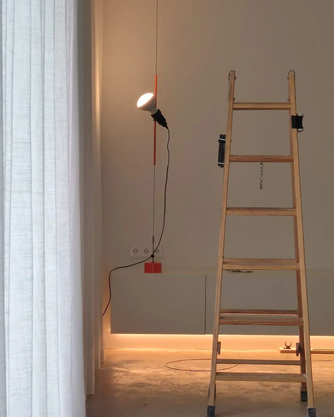 Ilthair Modern Minimalist Pendant Light - Neutral Decor