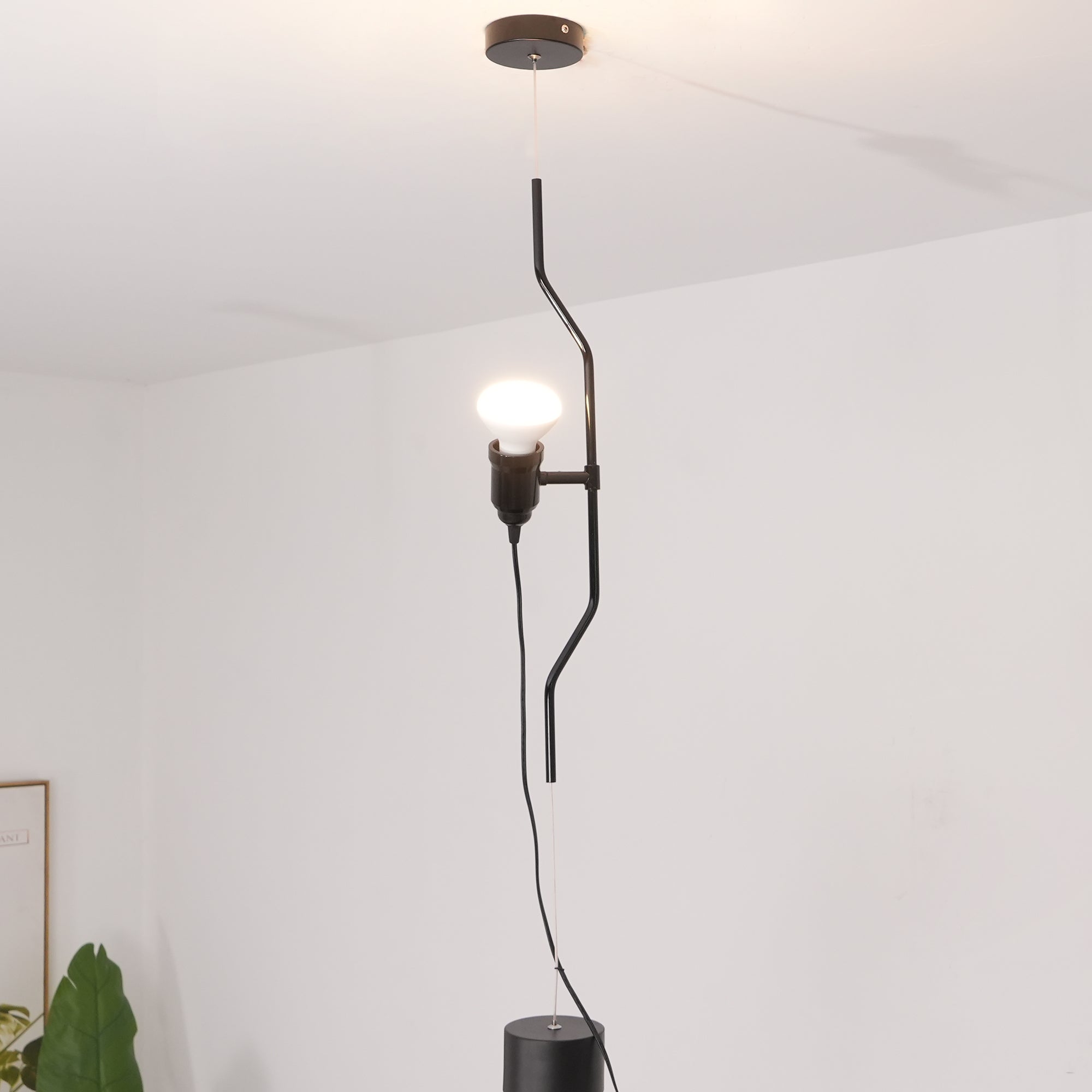 Ilthair Modern Minimalist Pendant Light - Neutral Decor