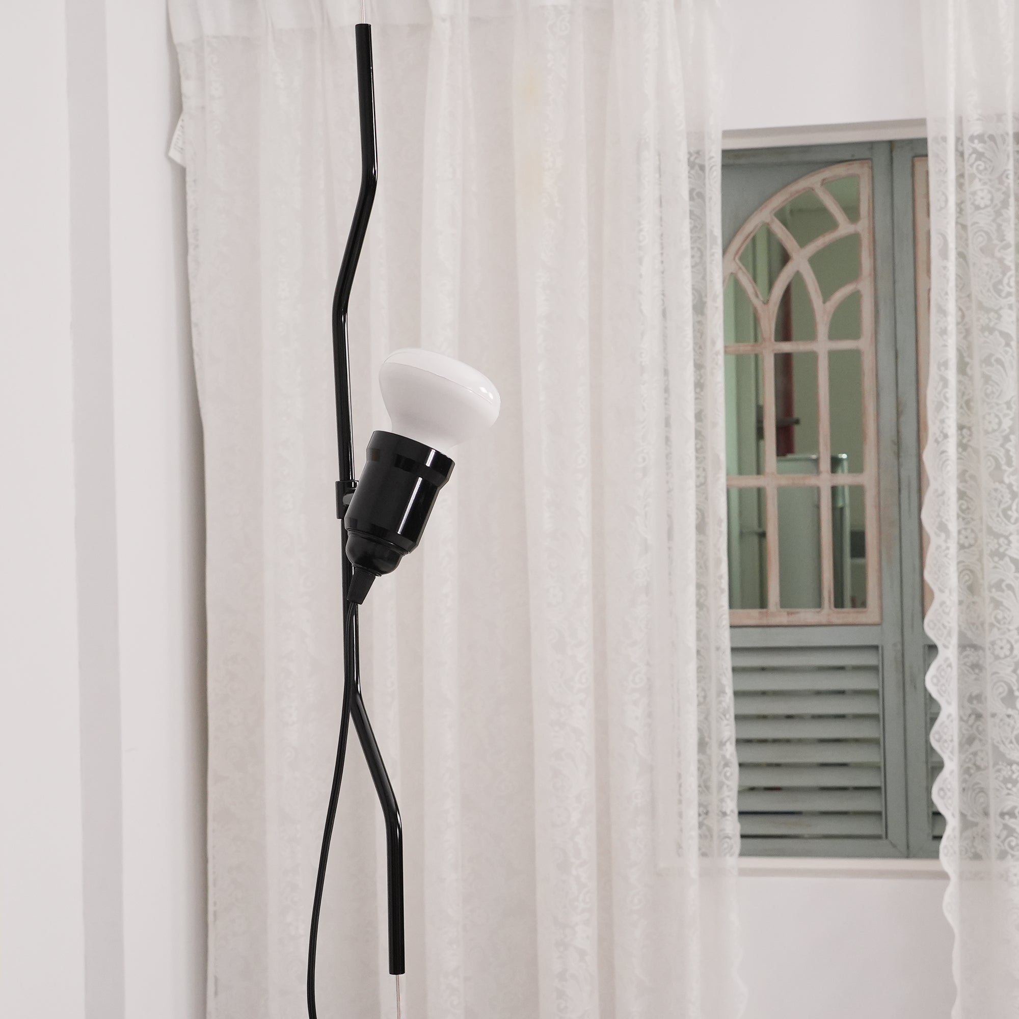 Ilthair Modern Minimalist Pendant Light - Neutral Decor