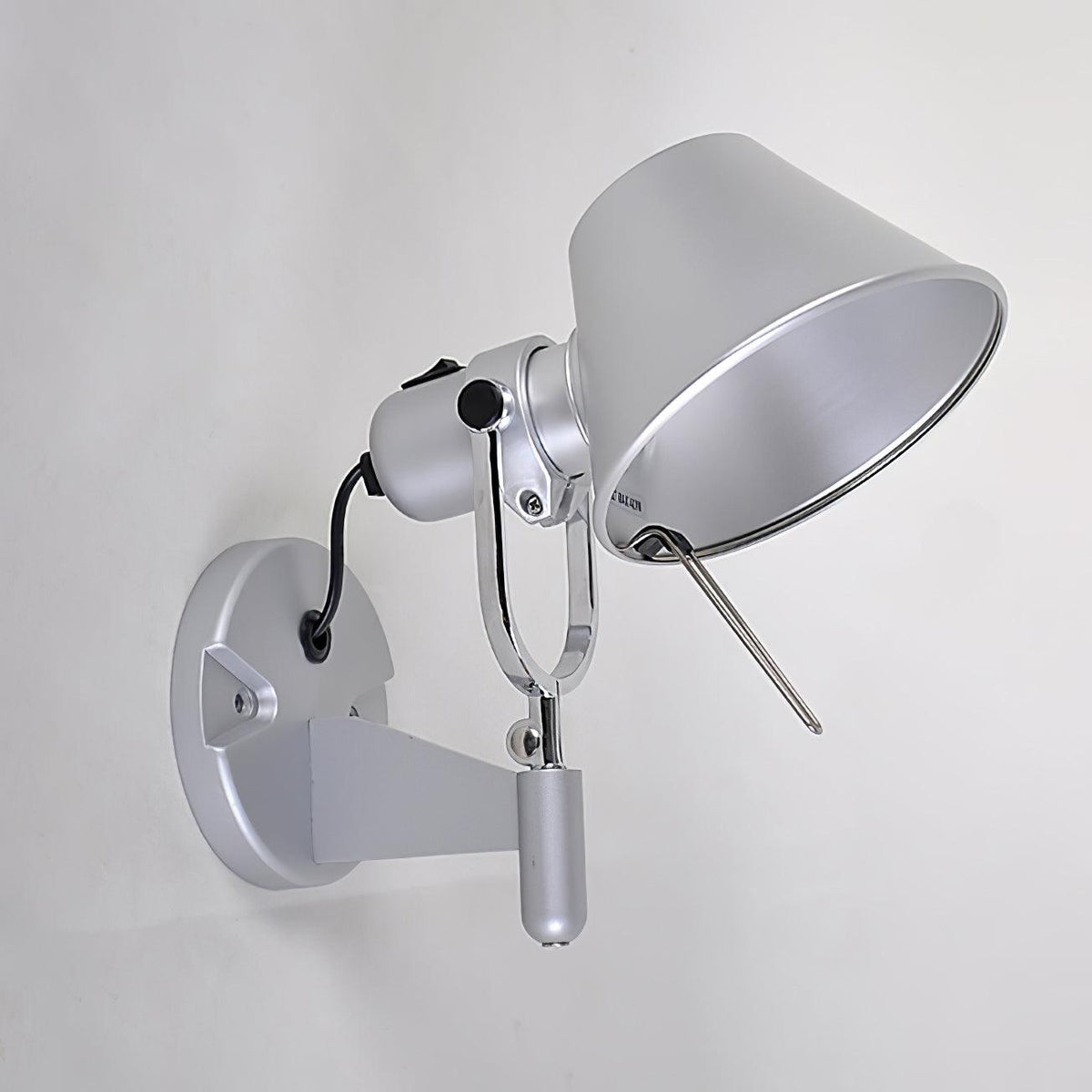 Nyliraris Unique Vintage Industrial Wall Lamp