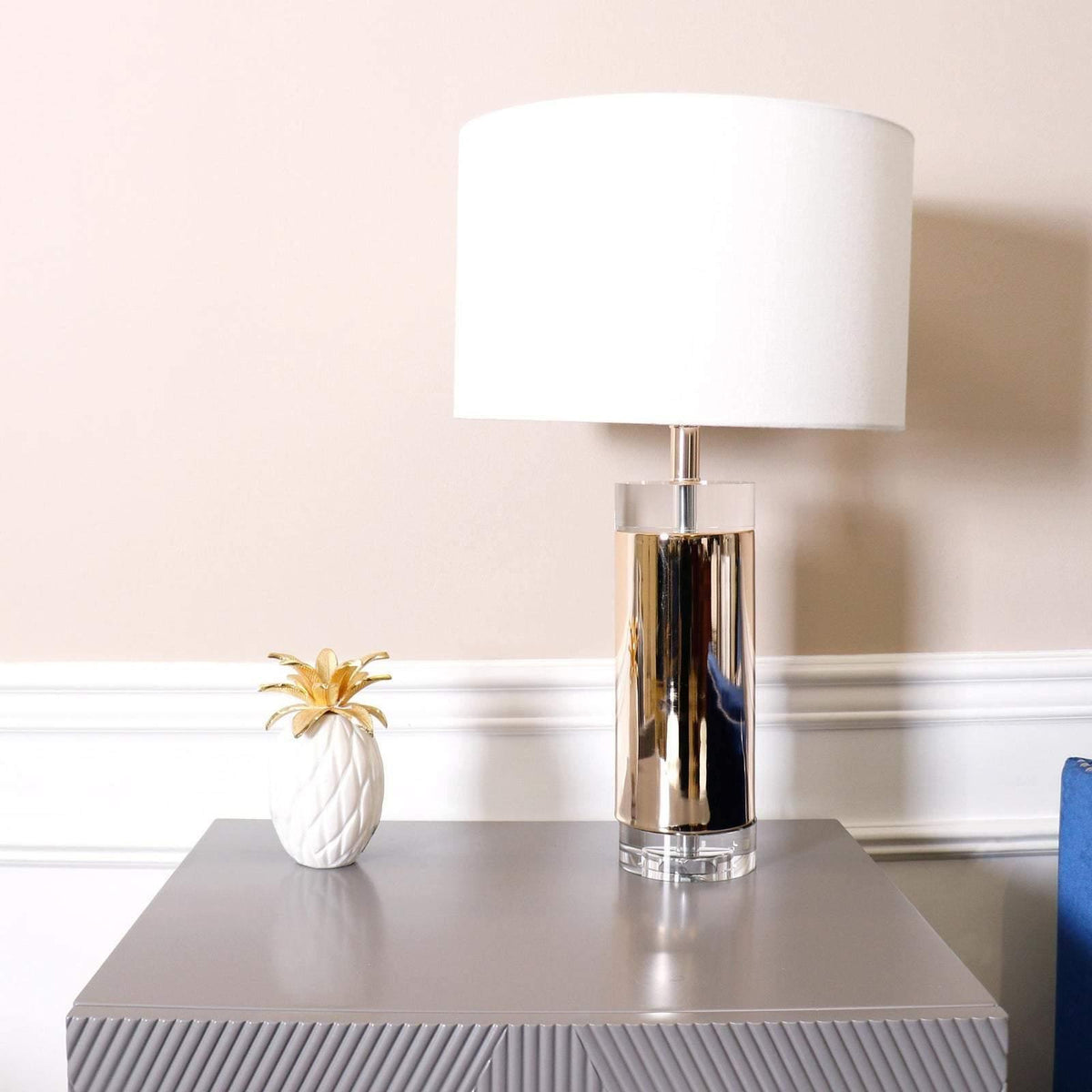 Reneleria Modern Table Lamp