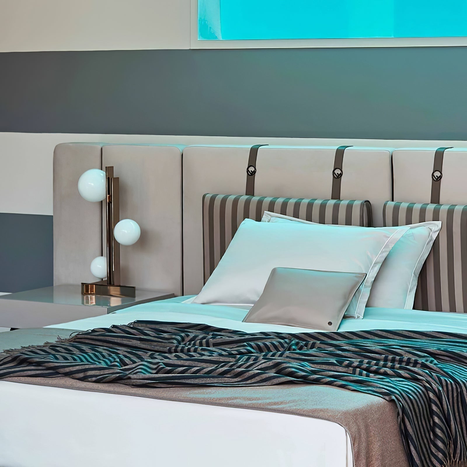 Luma Contemporary Glass Table Lamp