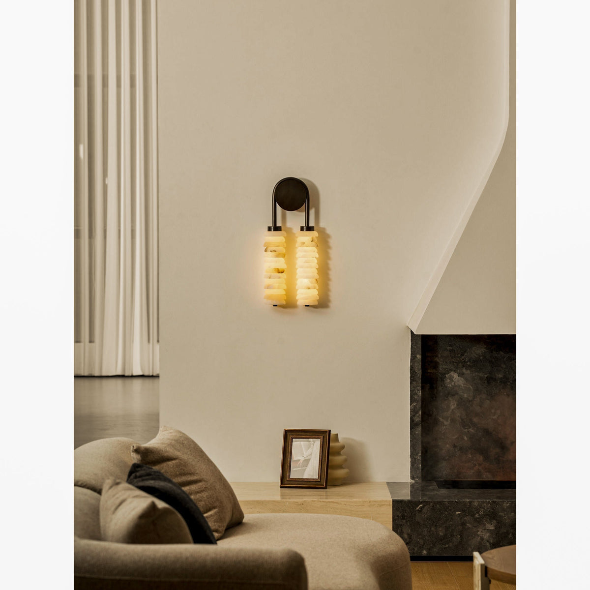 Lioriella Wall Lamp