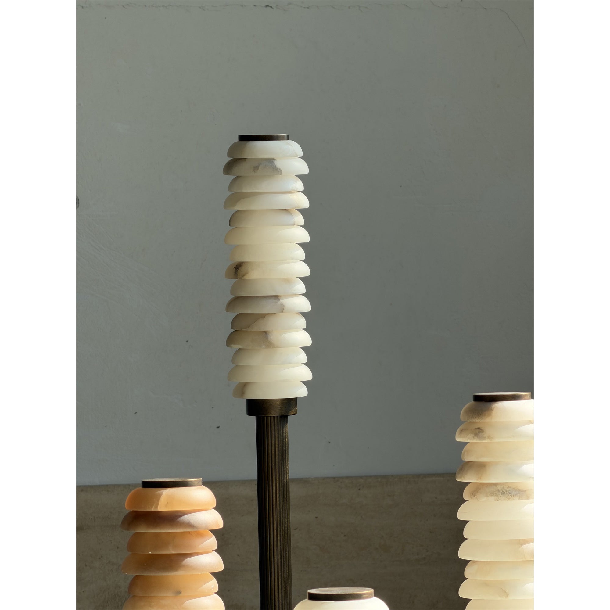 Eiroiella Alabaster Floor Lamp