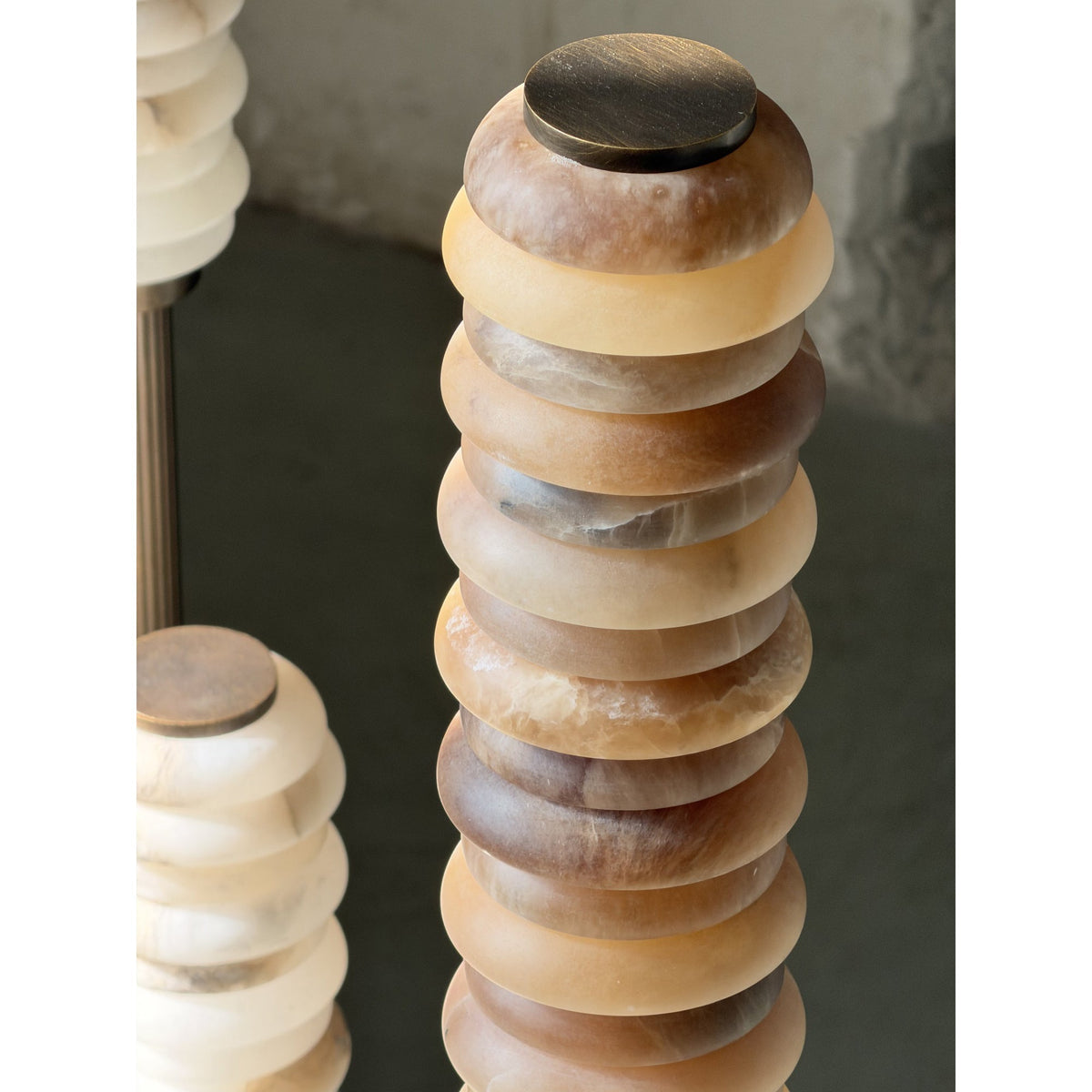 Eiroiella Alabaster Floor Lamp