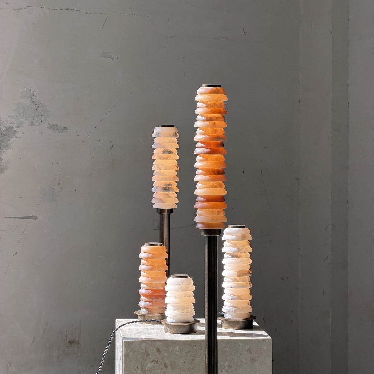 Eiroiella Alabaster Floor Lamp