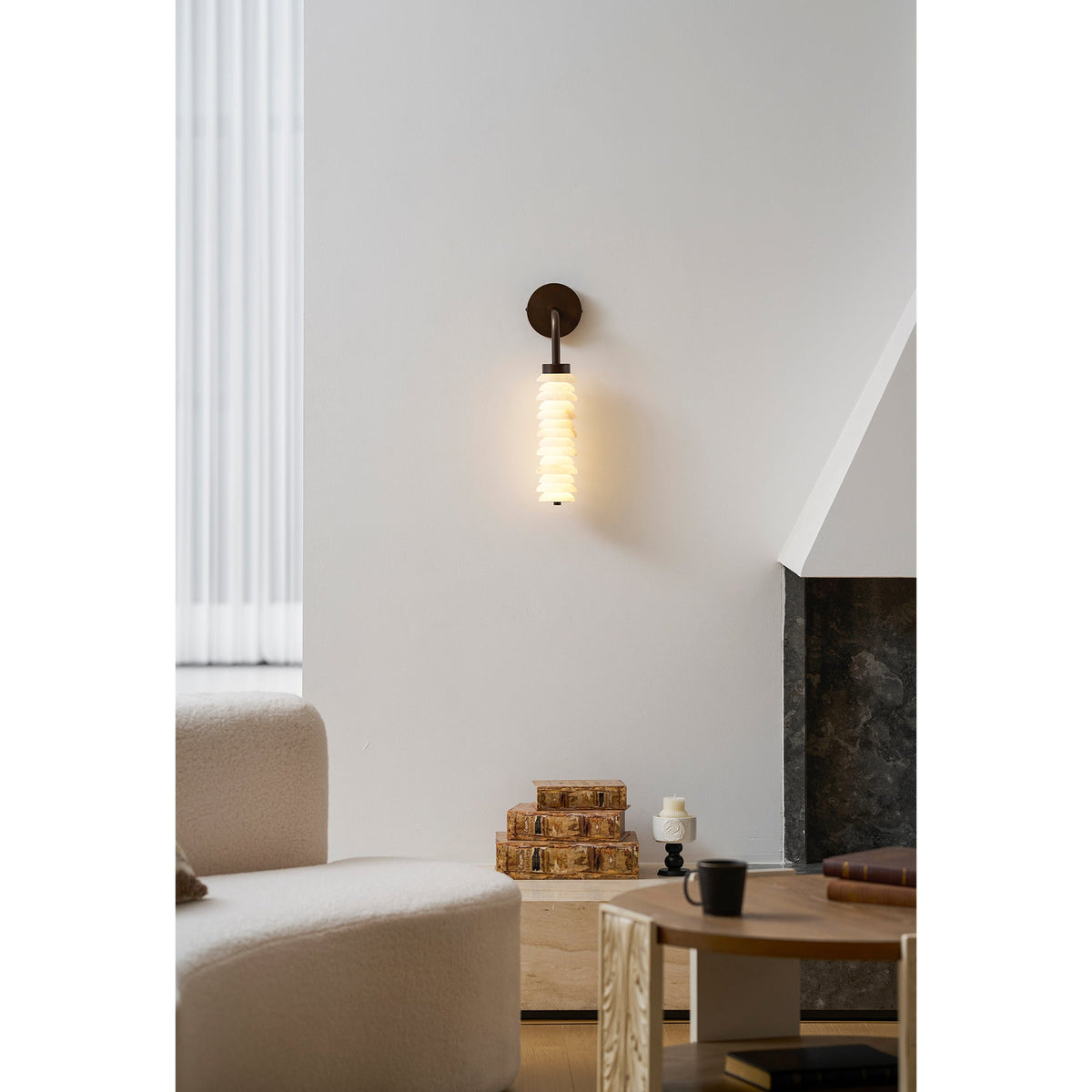 Rivaiella Sconce