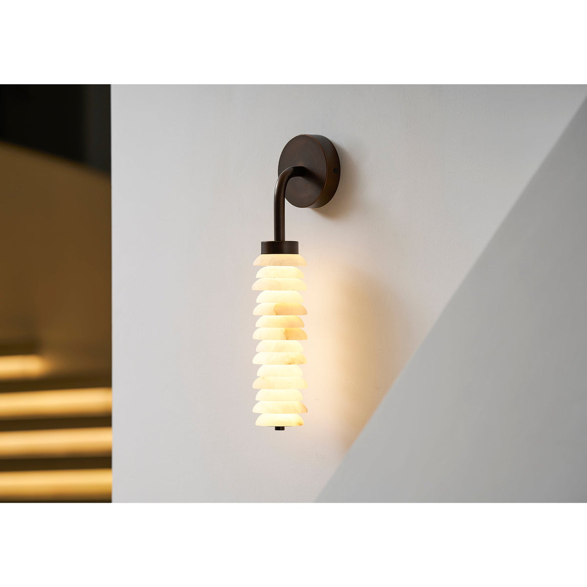 Rivaiella Sconce