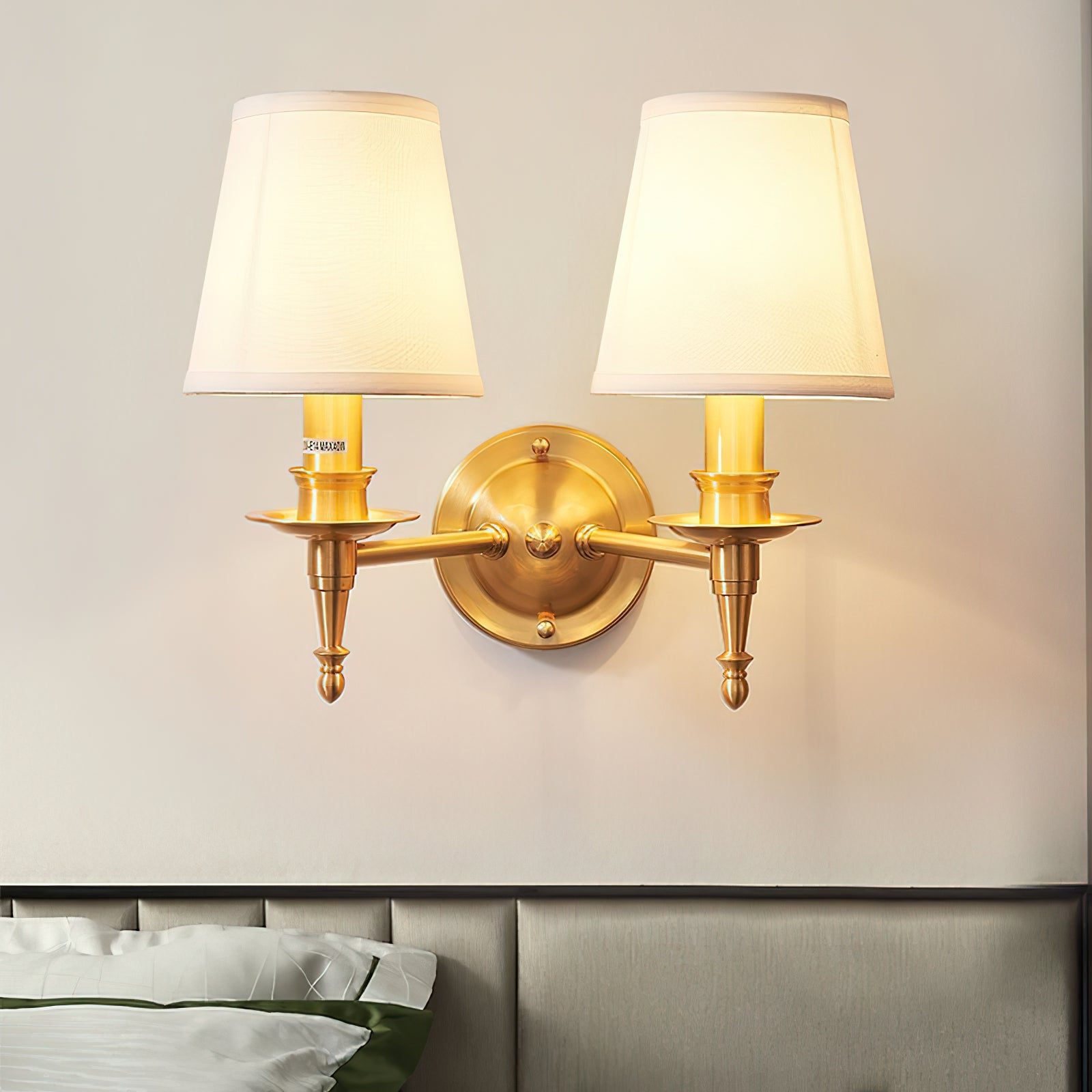Ilthean Vintage Industrial Wall Lamp - Neutral Decor