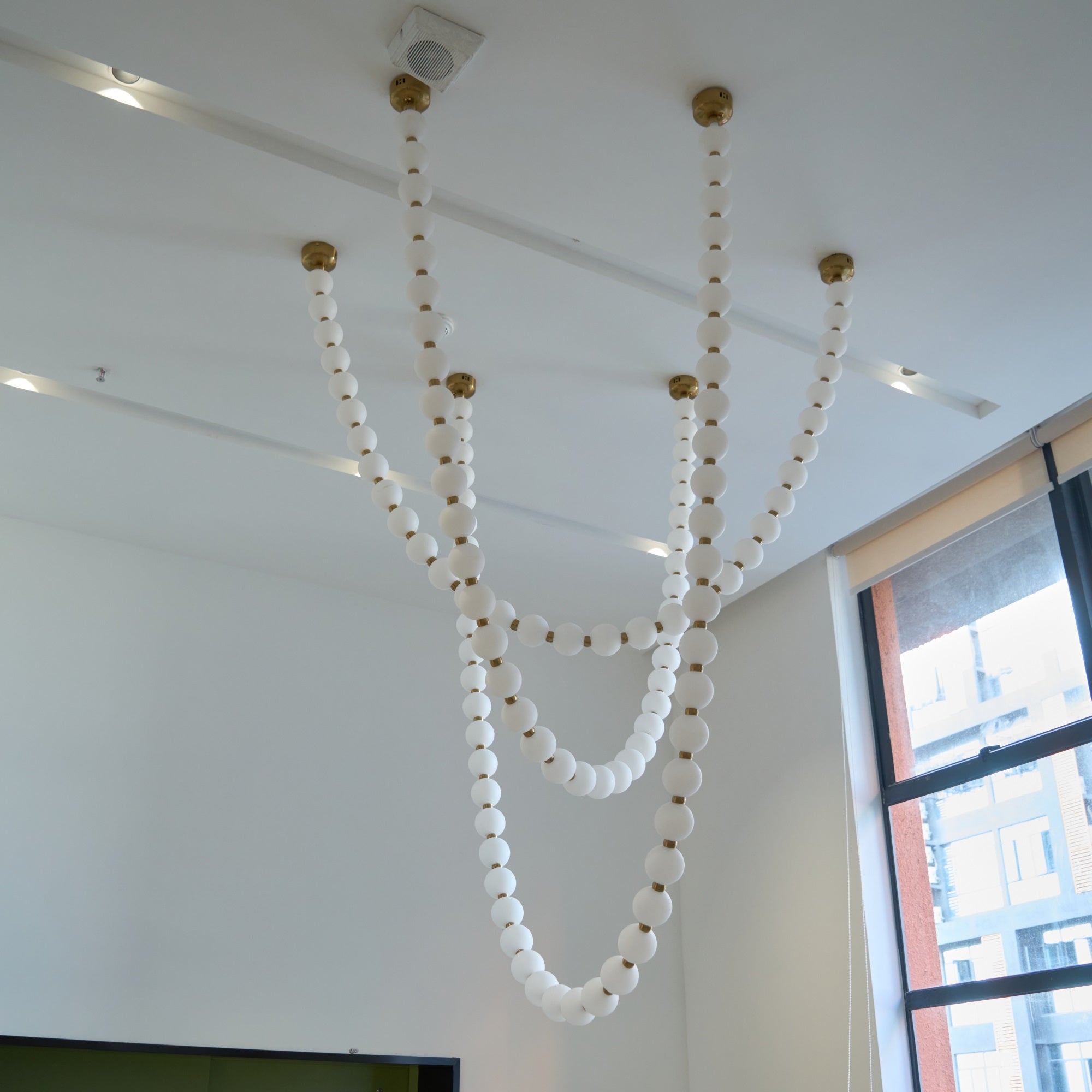 Liorenena Chandelier