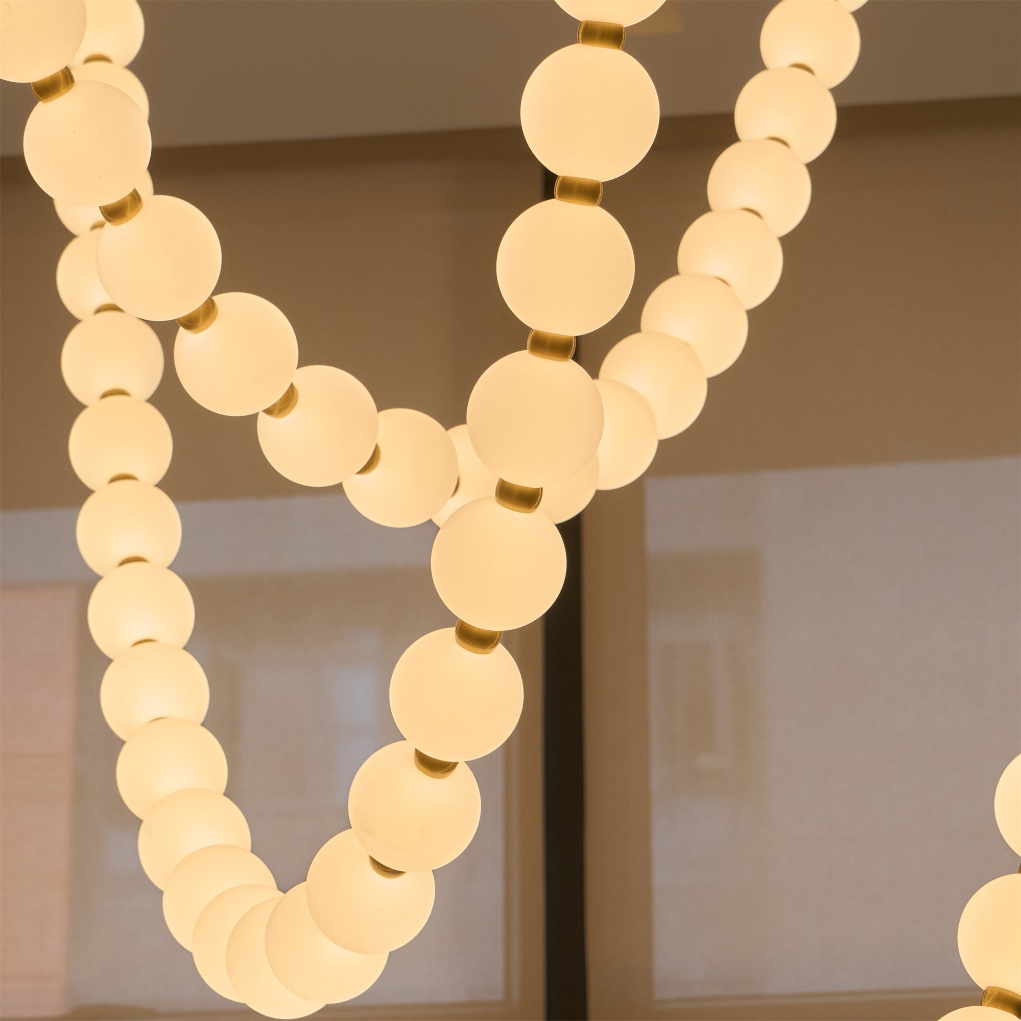 Liorenena Chandelier
