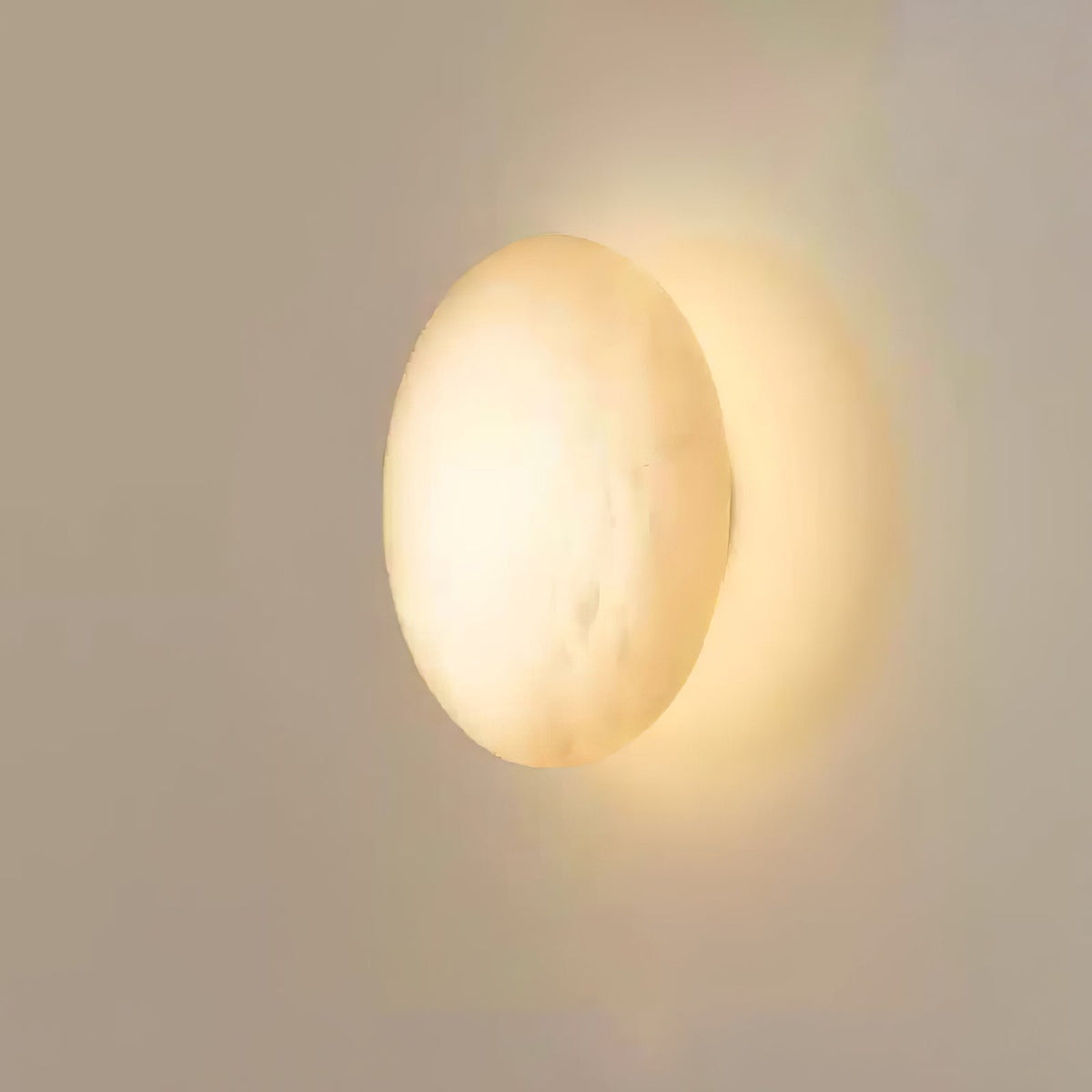 Eurthais Minimalist Alabaster Wall Light