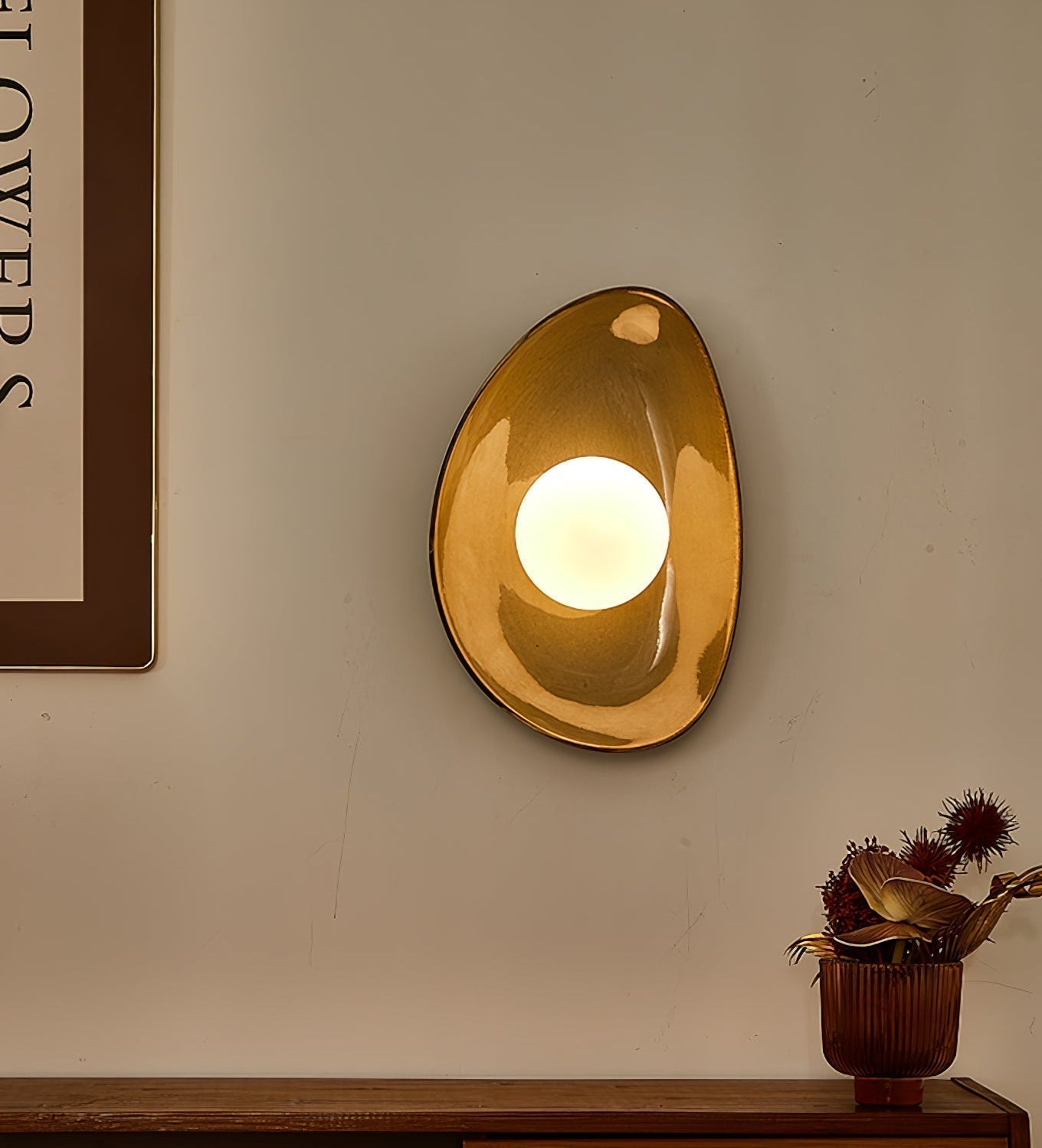 Ertalila Elegance Pebble Disc Ceramics Wall Light