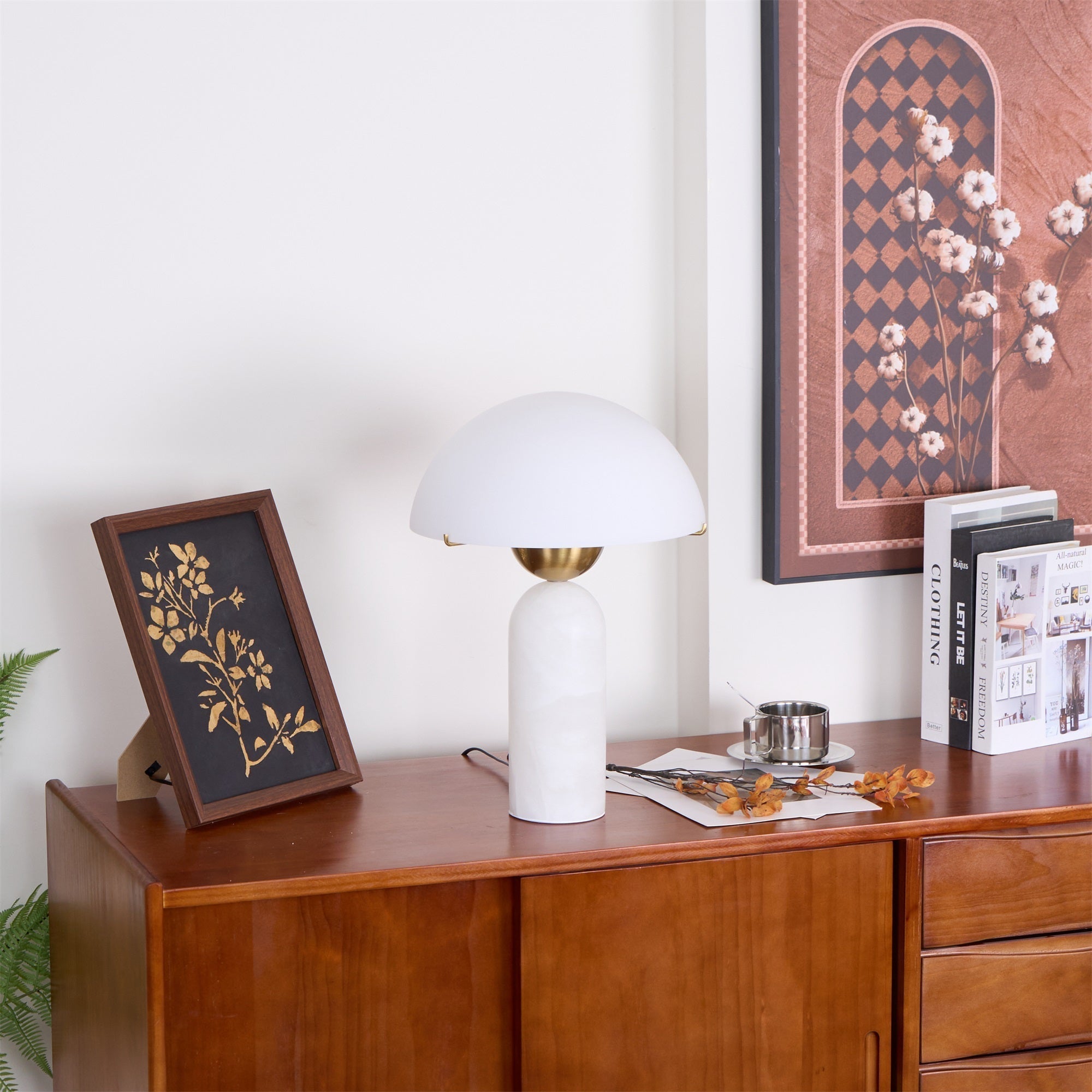 Veviniel Alabaster Table Lamp - Neutral Decor