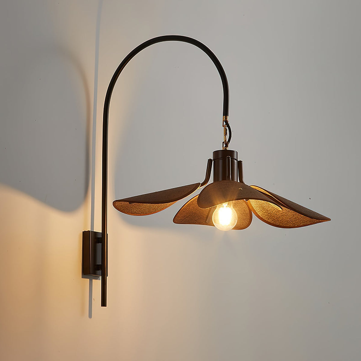 Visilis Premium Nordic Art Bloom Wall Lamp