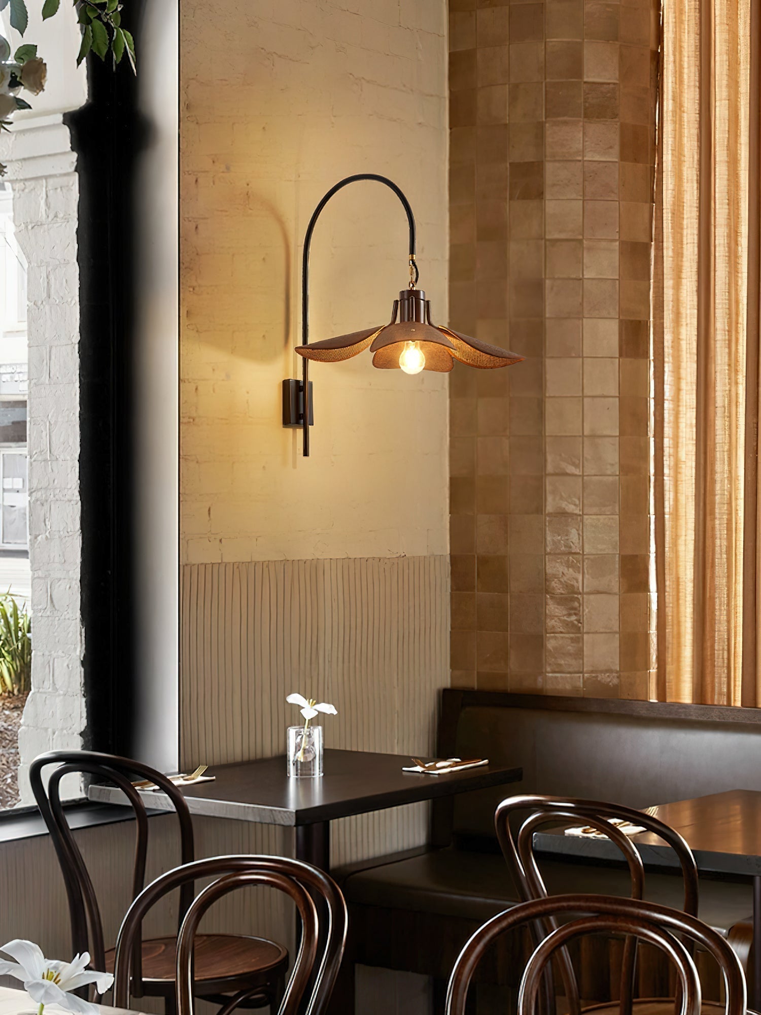 Visilis Premium Nordic Art Bloom Wall Lamp