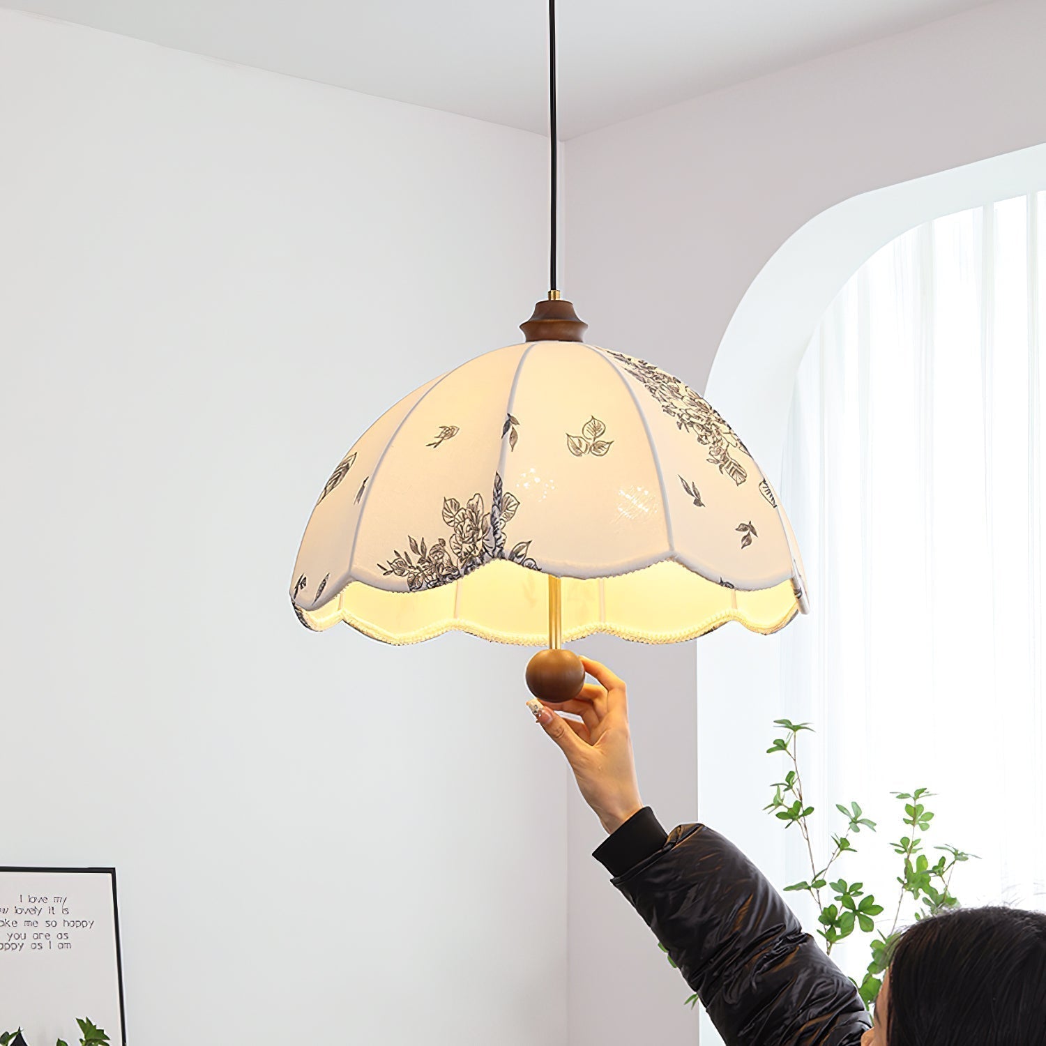 Vevenir Petal Whisper Wood Fabric Pendant Lamp