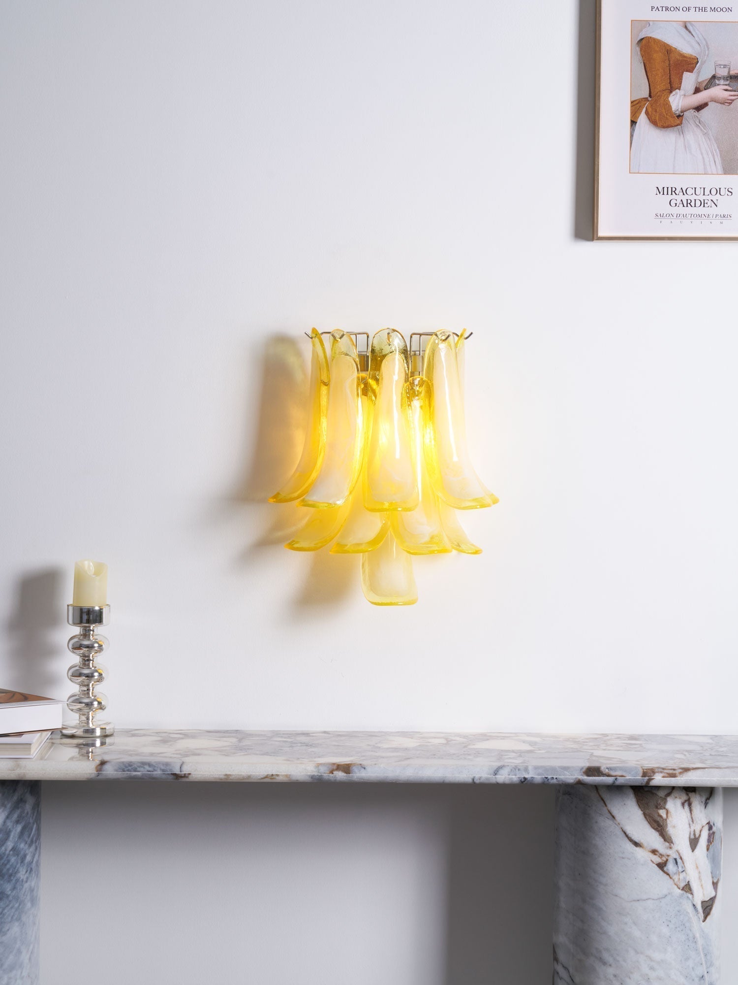 Eiraira Wall Light Petal Shaped Glass Vintage Artistic