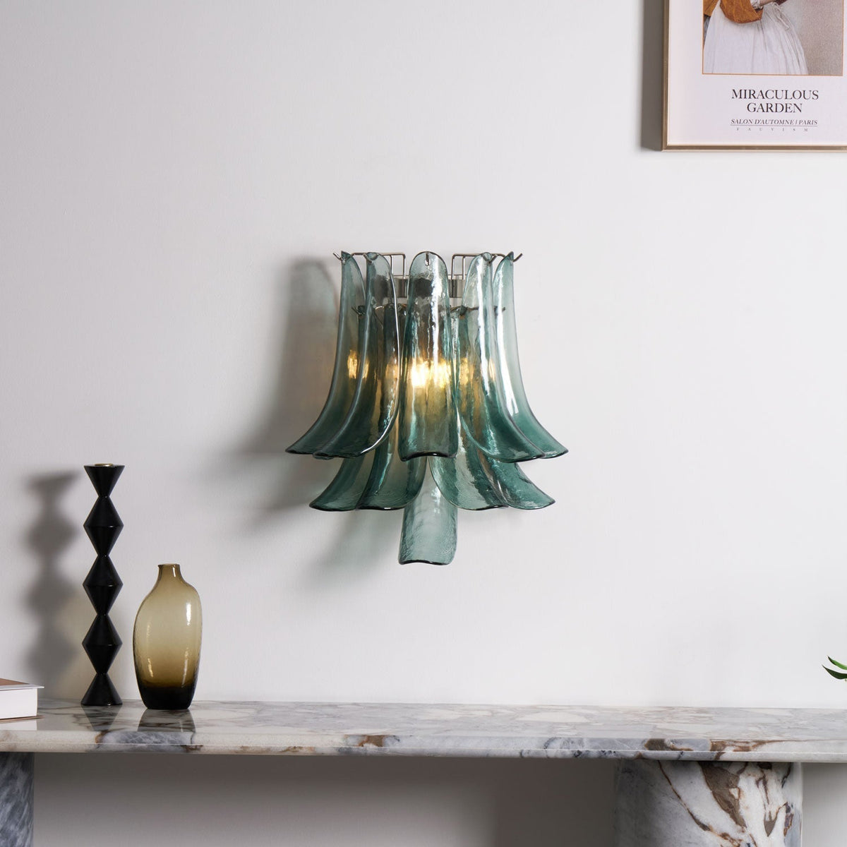 Eiraira Wall Light Petal Shaped Glass Vintage Artistic