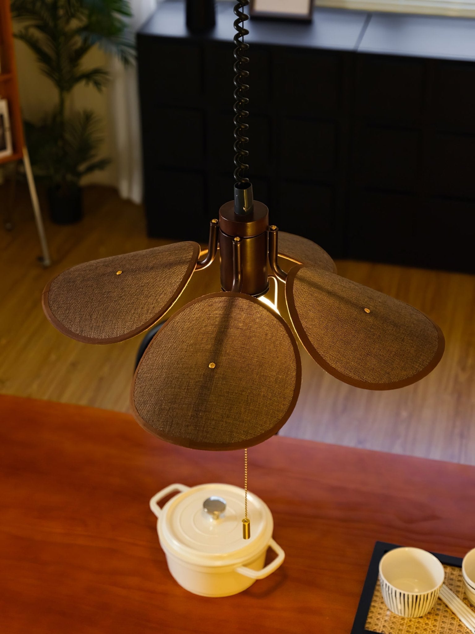 Utalion Traditional Petal Bloom Wood Fabric Pendant Light