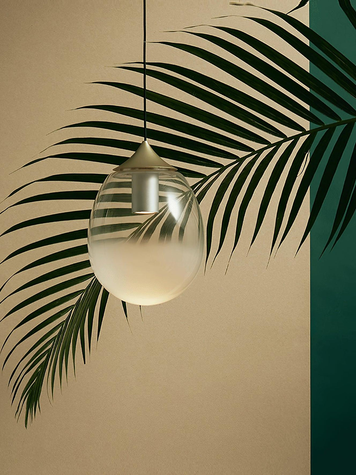 Ovoin Glass Artistic Pendant Light
