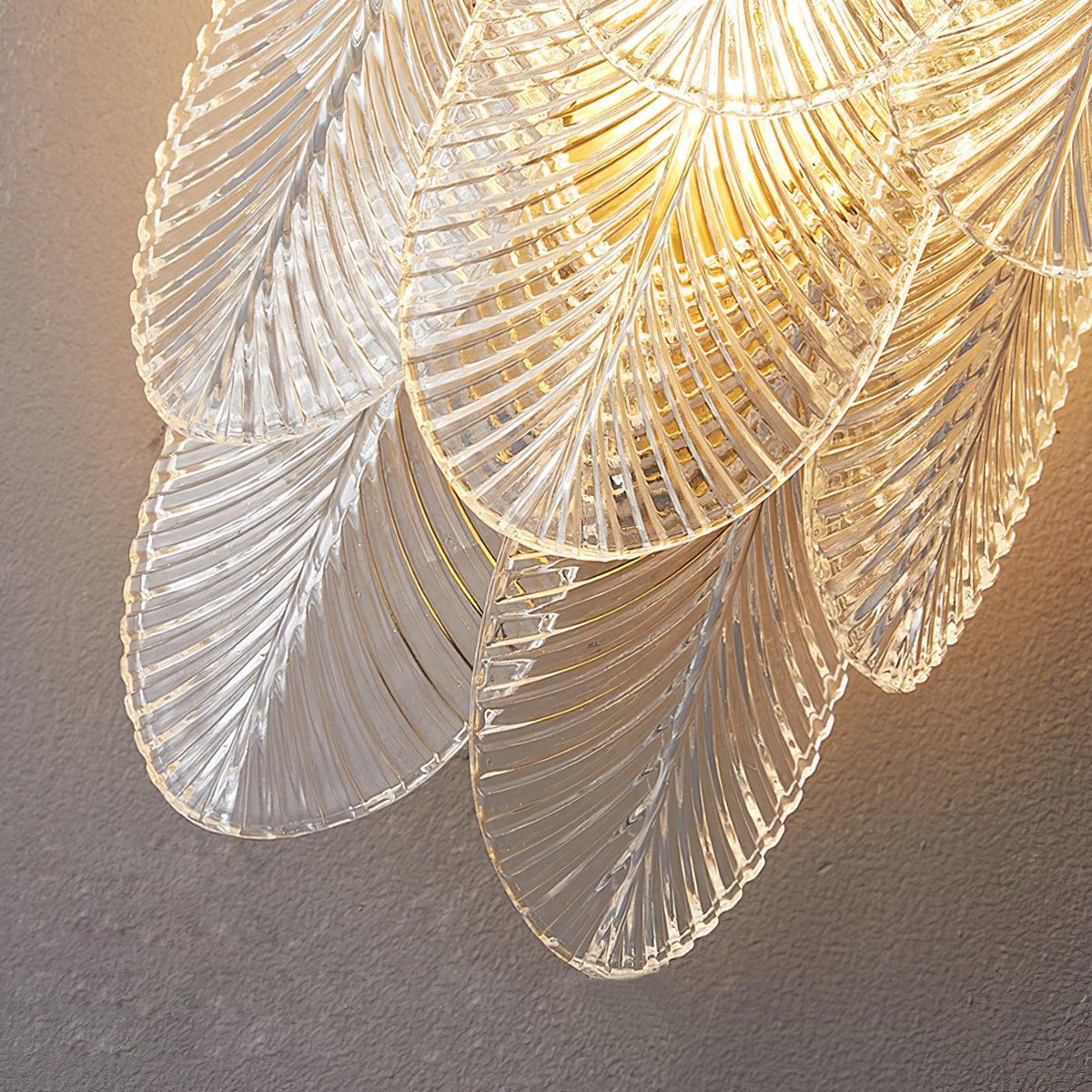 Eveno Metal Glass Leaf-inspired Wall Sconce