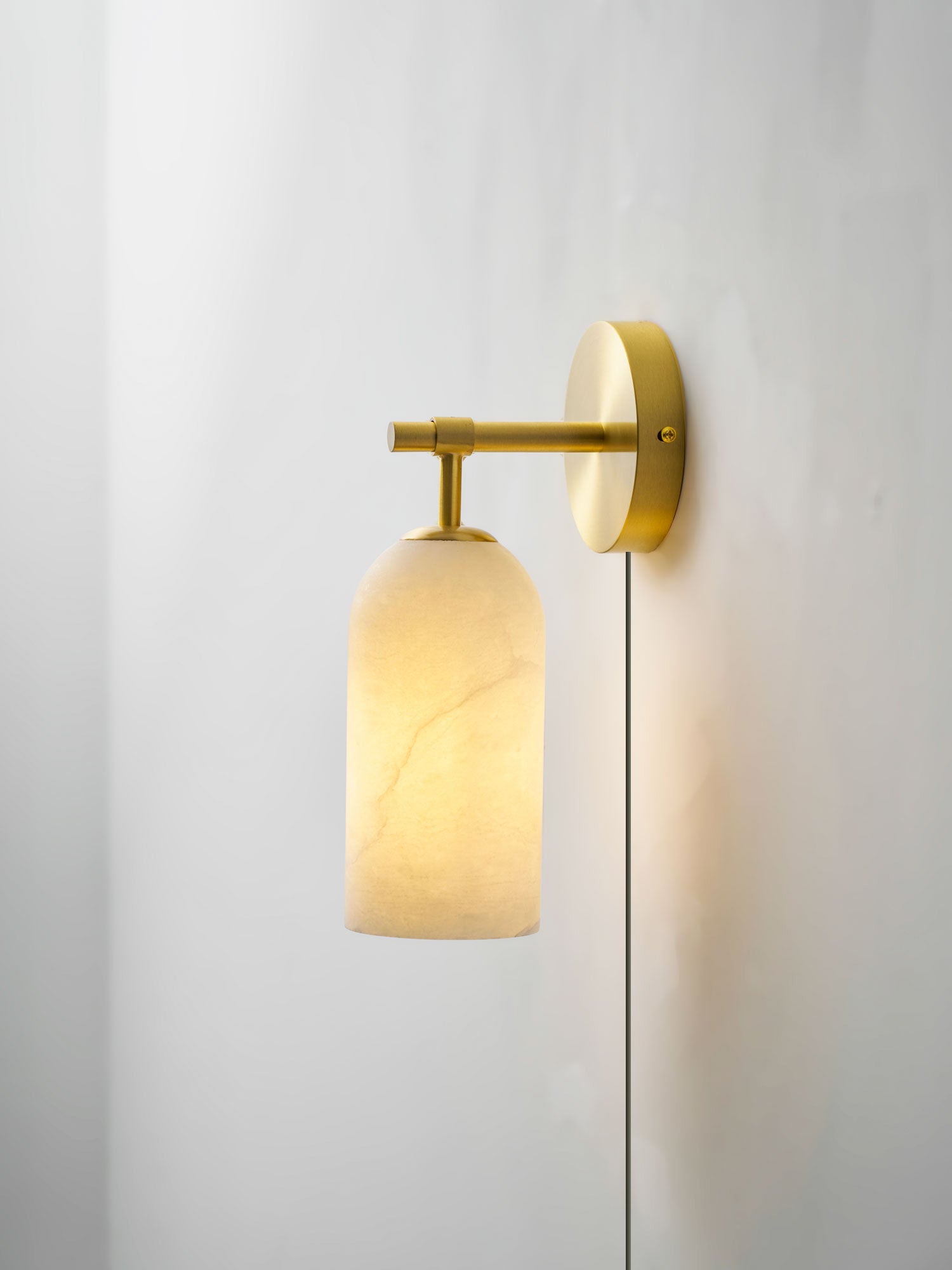 Everwell Pillar Alabaster Plug In Indoor Wall Light