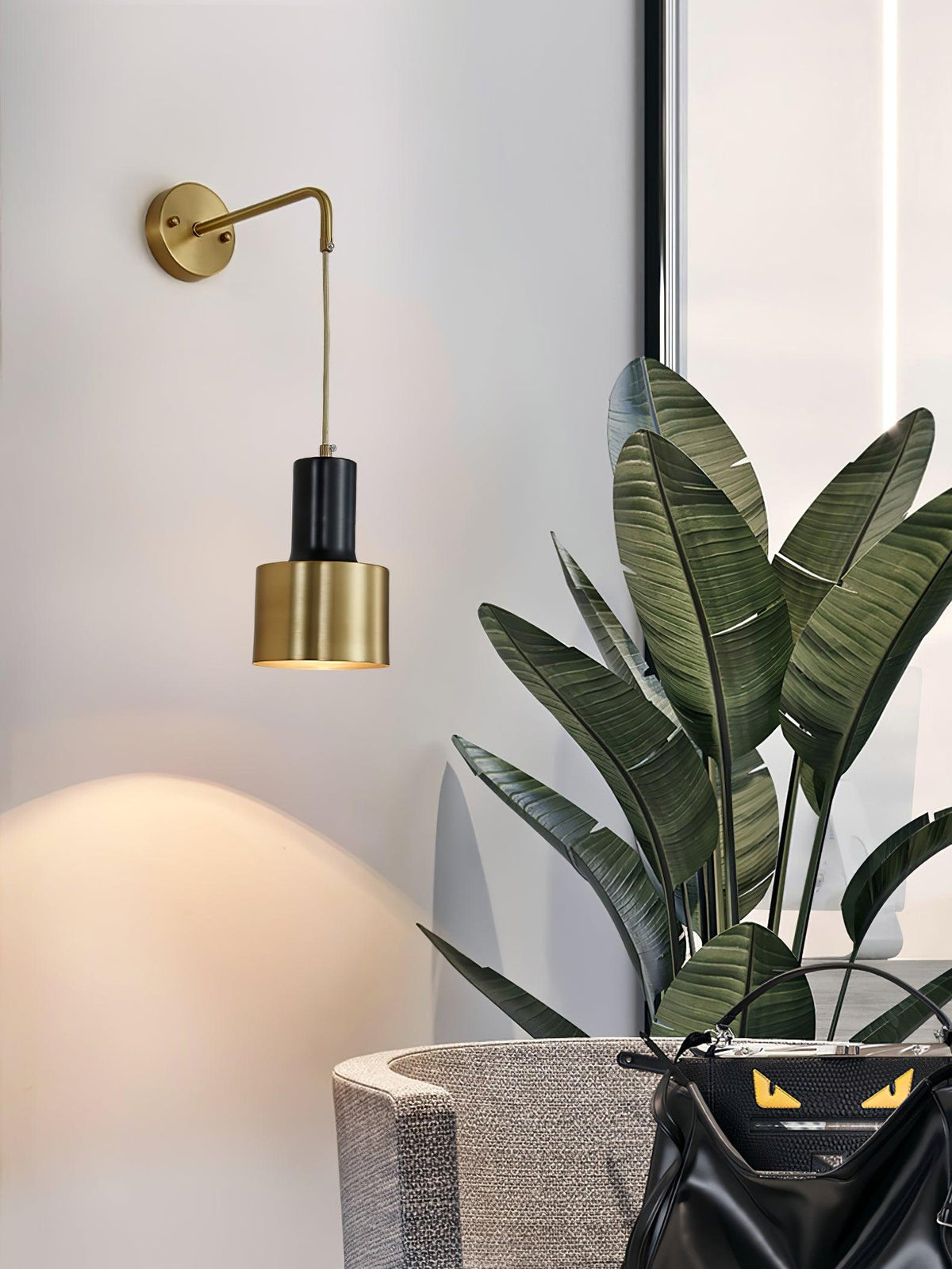 Rivereria Minimalist Wall Lamp