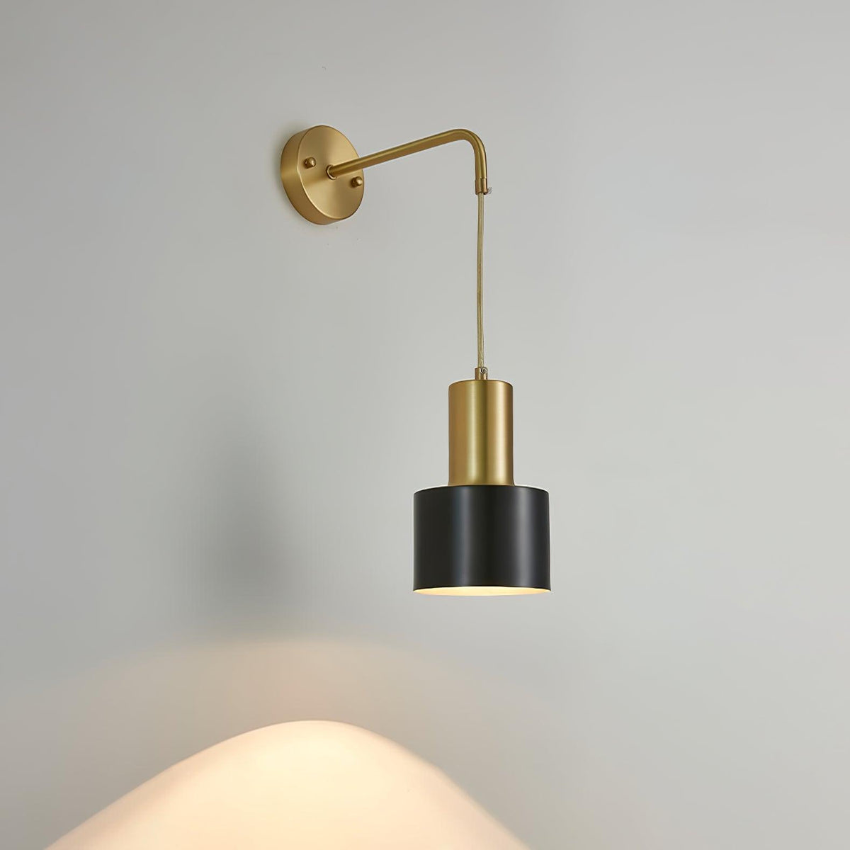 Rivereria Minimalist Wall Lamp