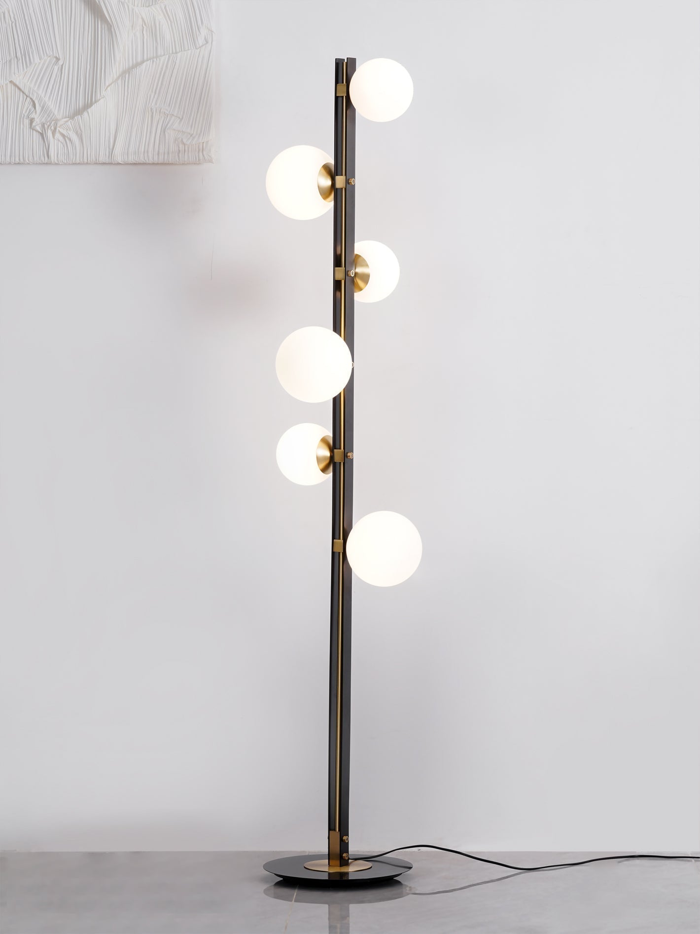 Eireneria Elegant Glass Floor Lamp