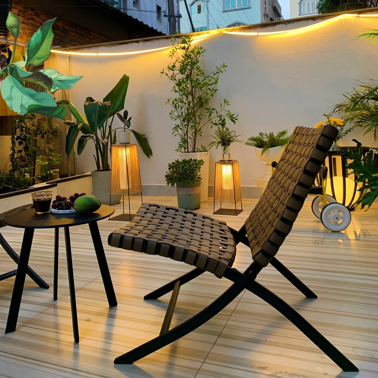 Aru Modern Outdoor Light
