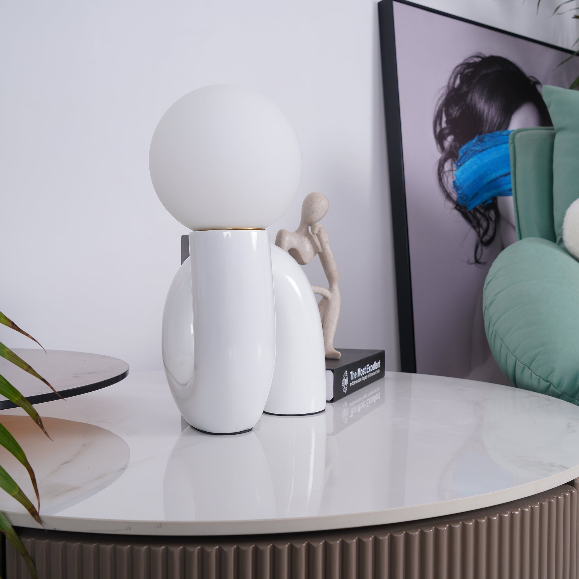 Soreeon Lamp Playful N Shape All White