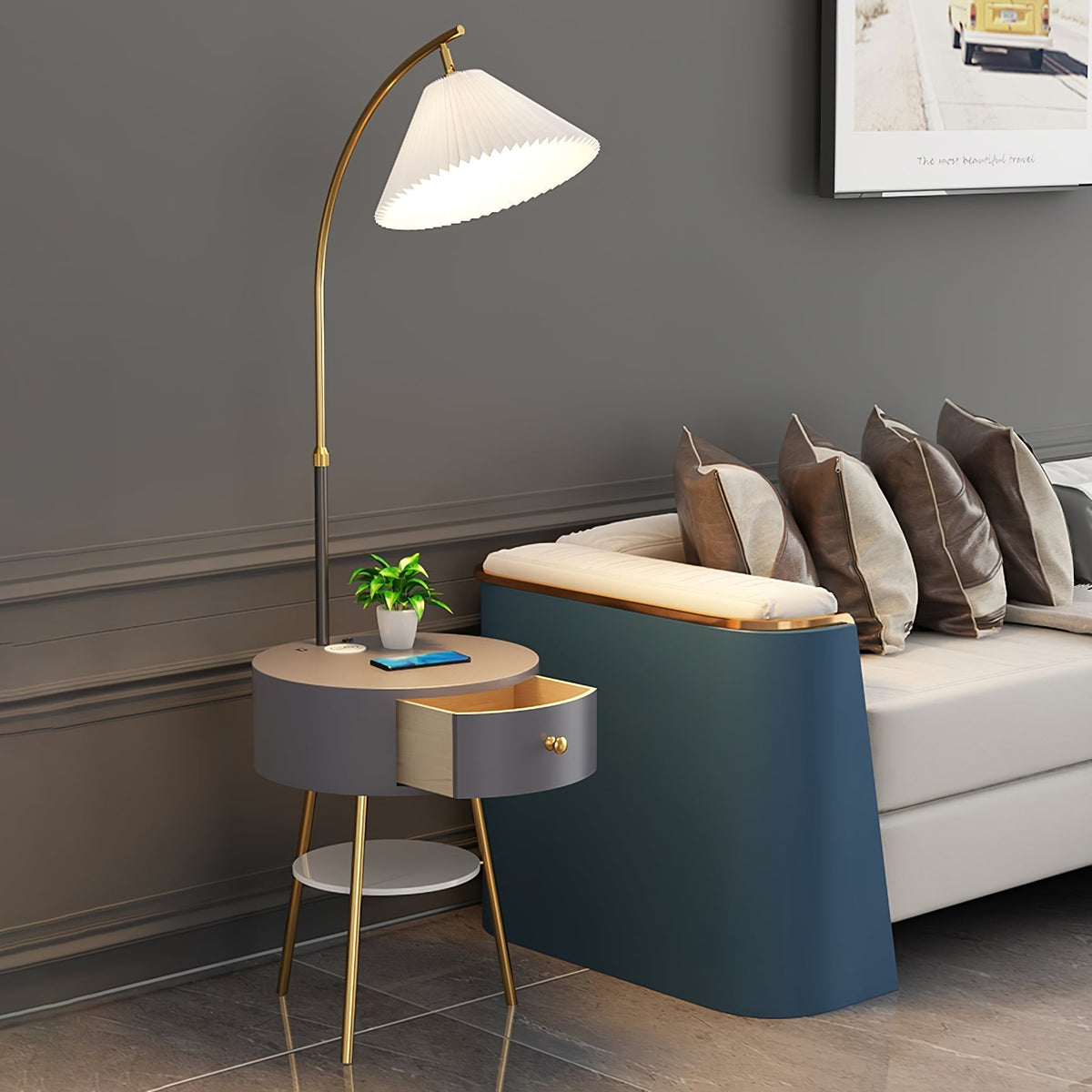 Arcora Pleated Arc Floor Light