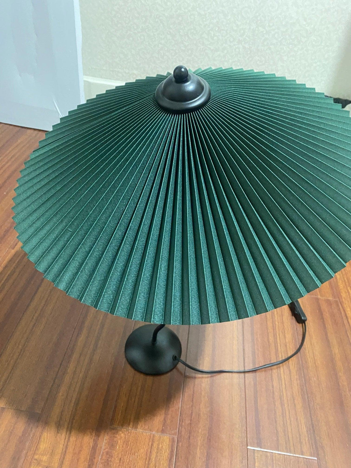 Krenis Fabric Artistic Table Lamp