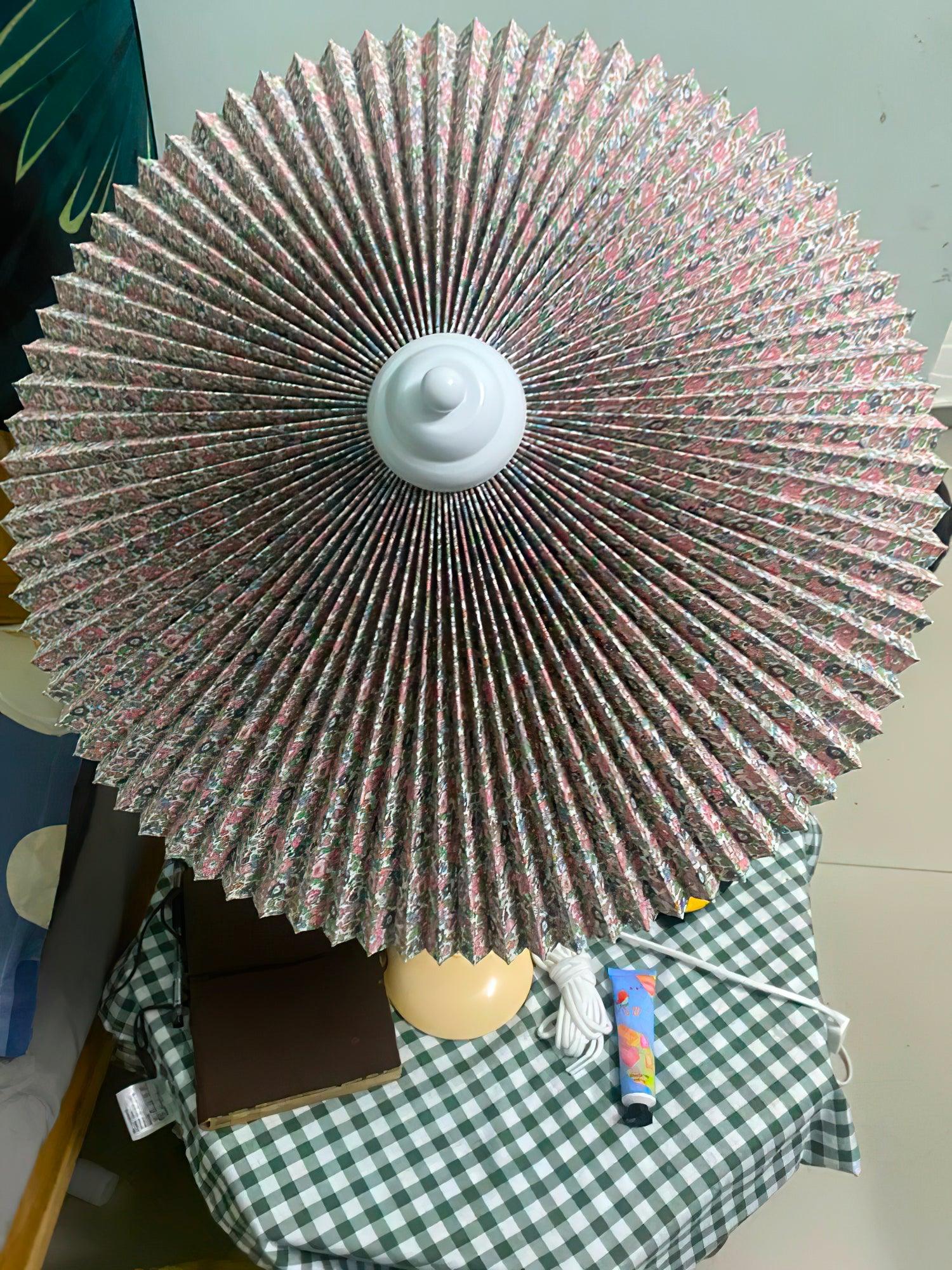 Krenis Fabric Artistic Table Lamp