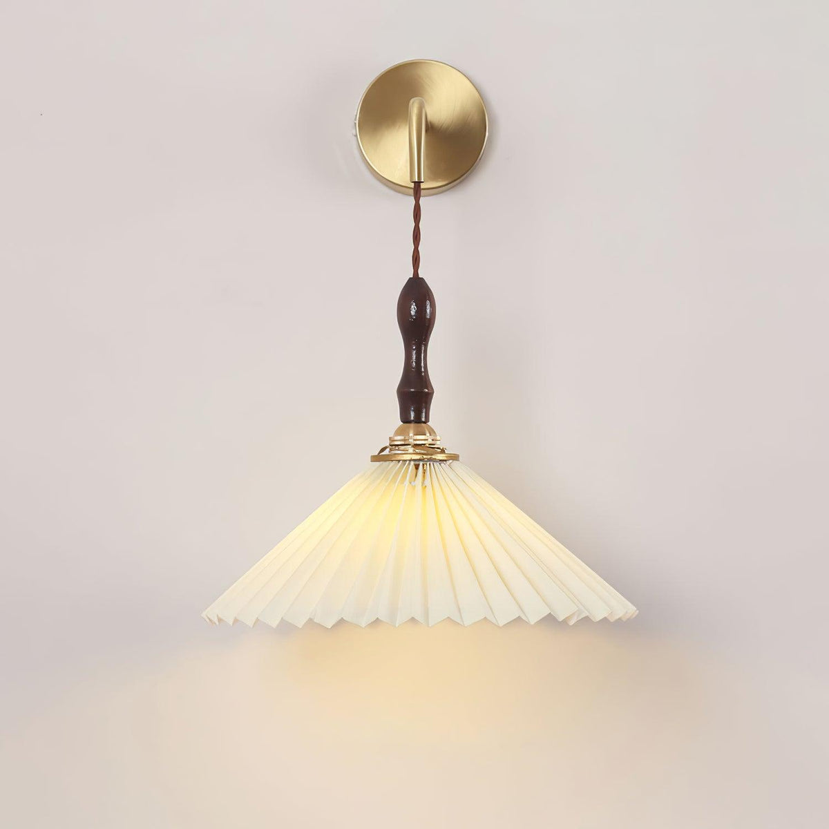 Mordan Premium	Elegance Pleated Walnut Wooden Wall Lamp