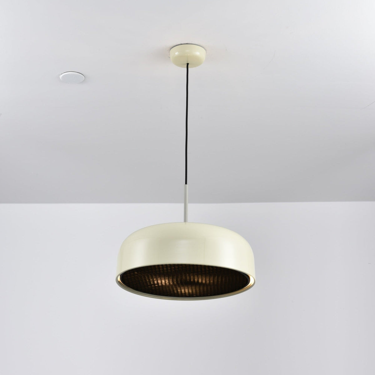 Wolvin Modern Minimalist Podgy Pendant Light