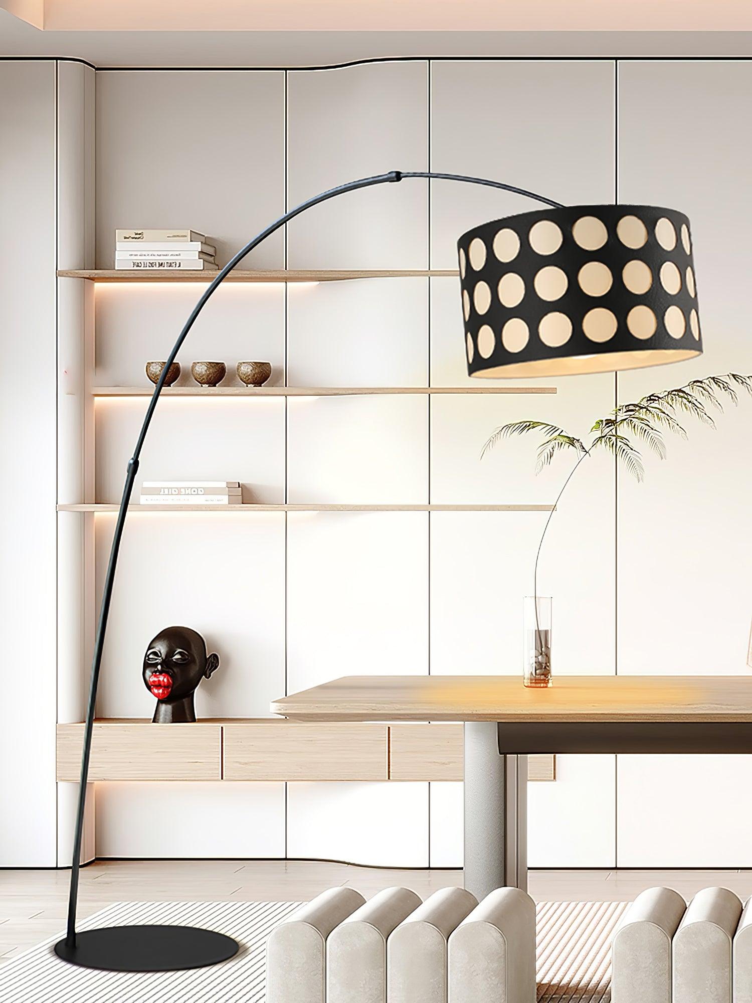 Avmirion Noir Arc Floor Lamp