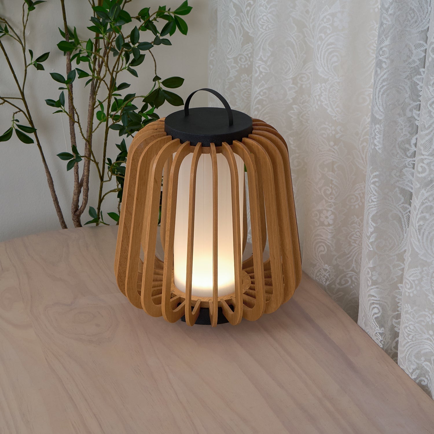 Slat Outdoor Table Light