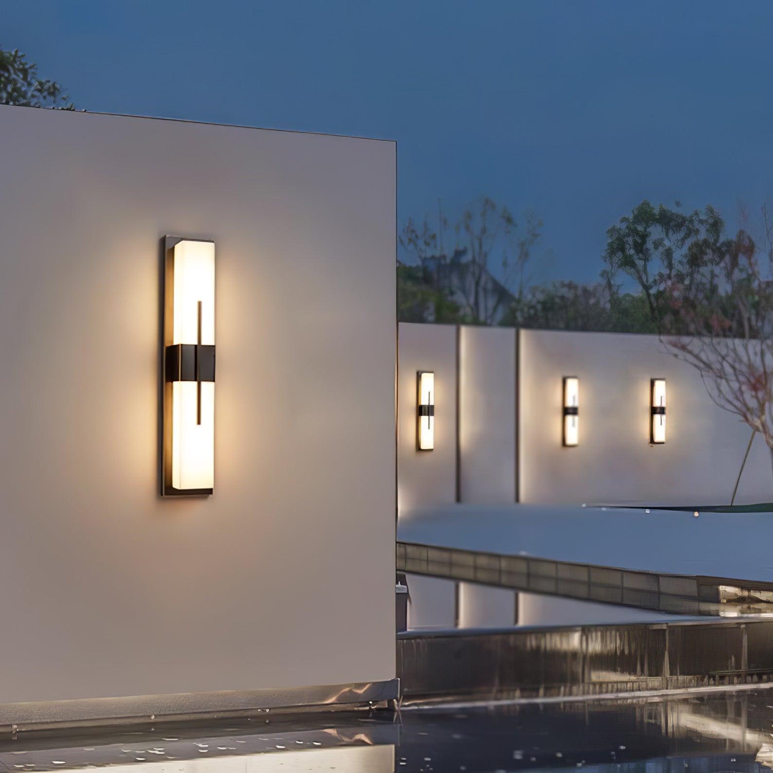 Elarvin Classic Unique Resin Outdoor Wall Light