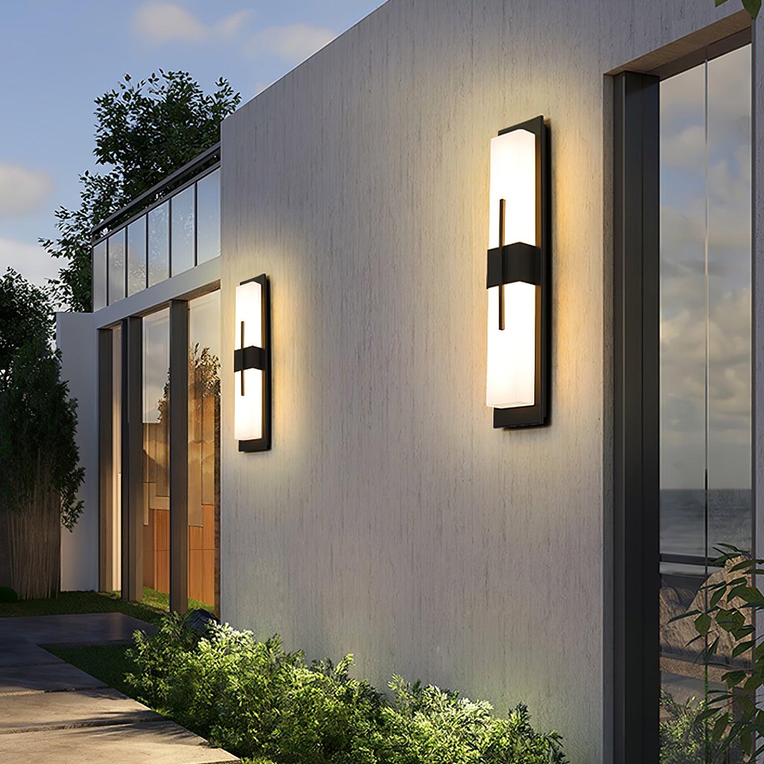 Elarvin Classic Unique Resin Outdoor Wall Light