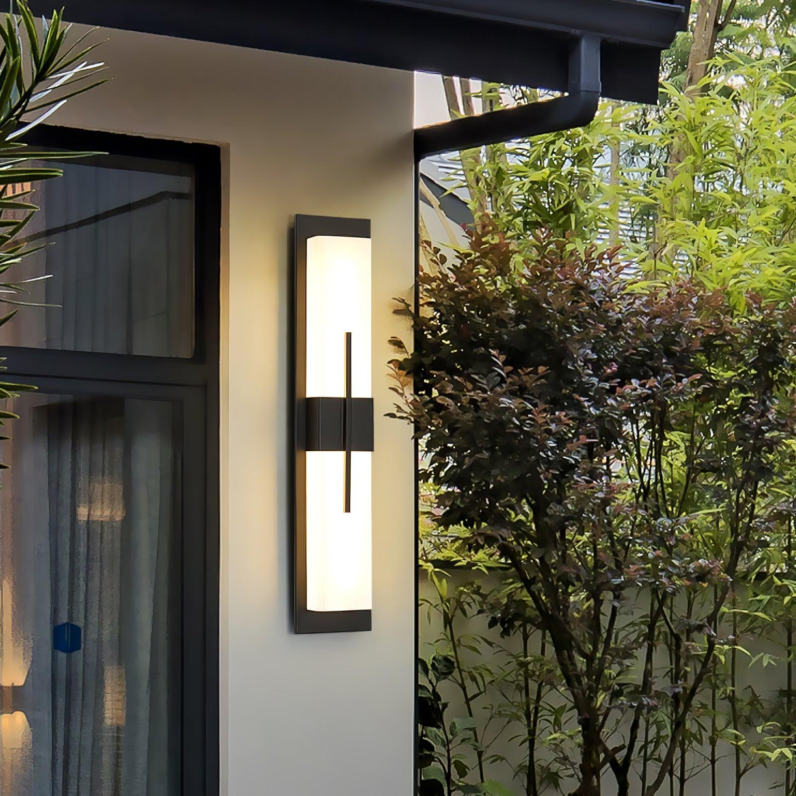 Elarvin Classic Unique Resin Outdoor Wall Light