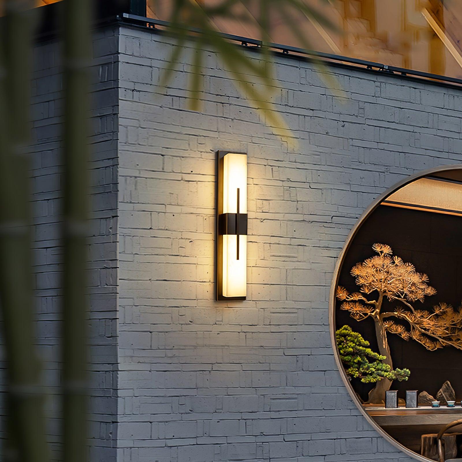 Elarvin Classic Unique Resin Outdoor Wall Light